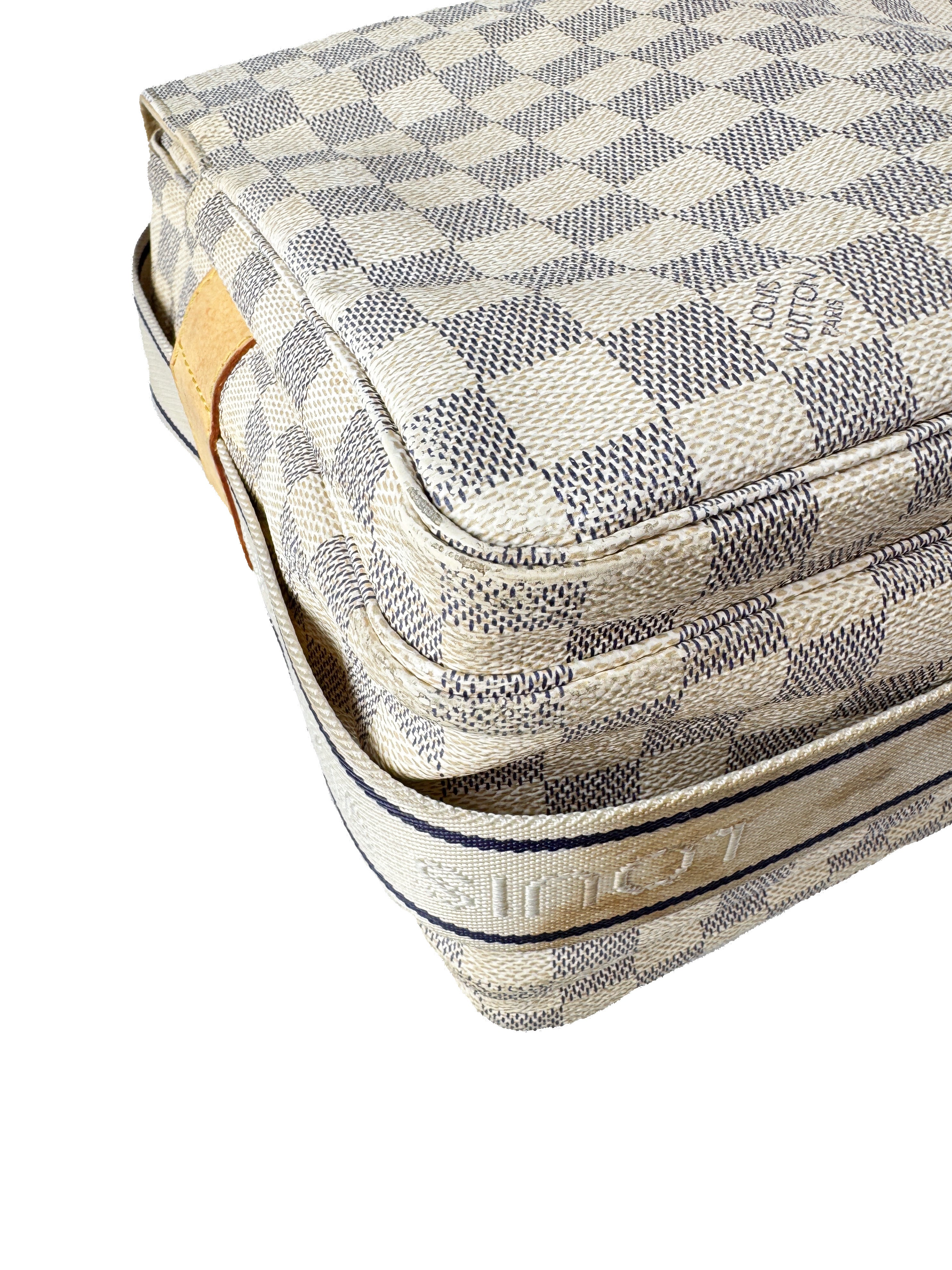 Louis Vuitton damier azur naviglio SR1057