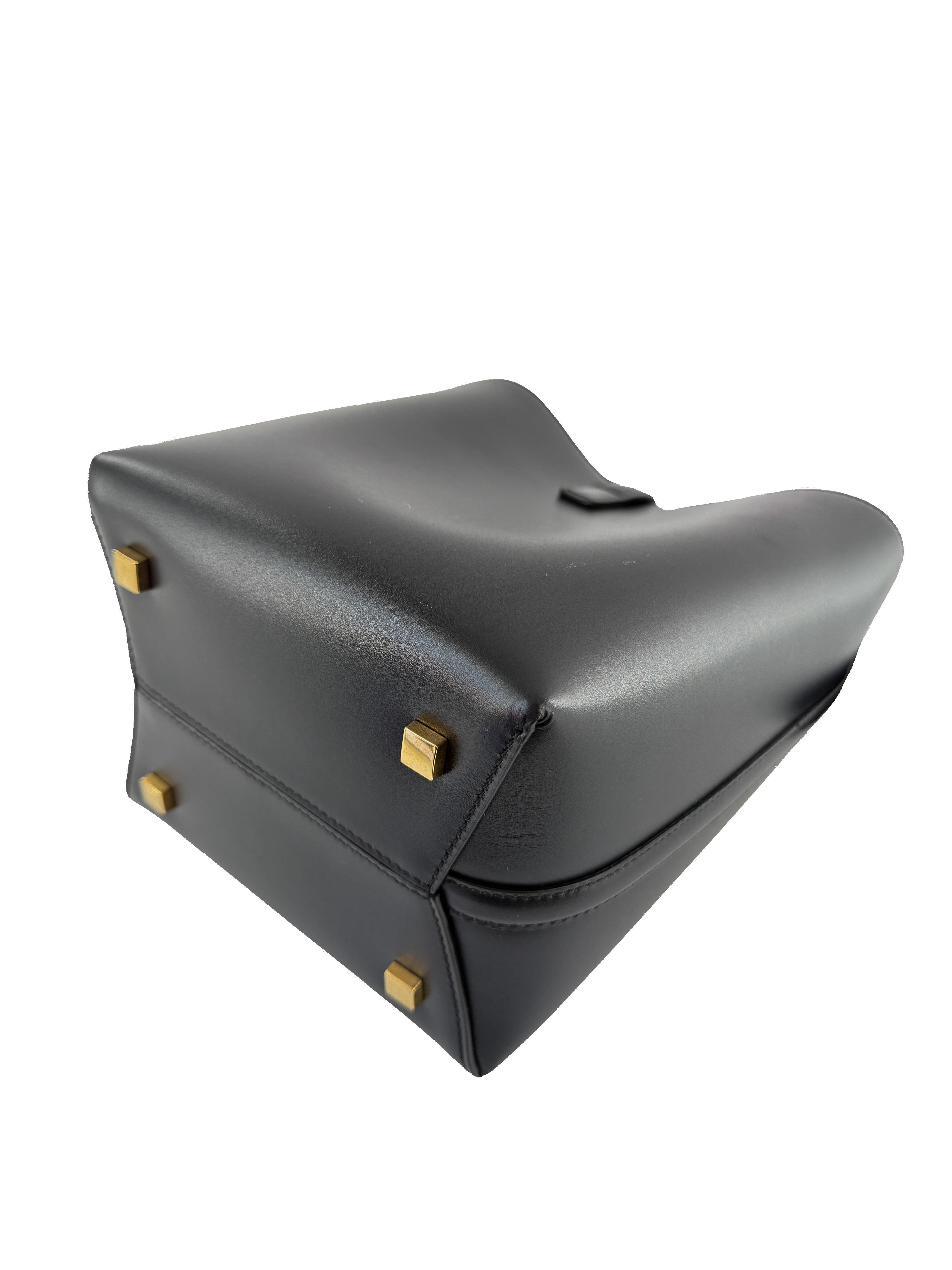 Saint Laurent black leather Le 37 bucket bag BRS749036-0325