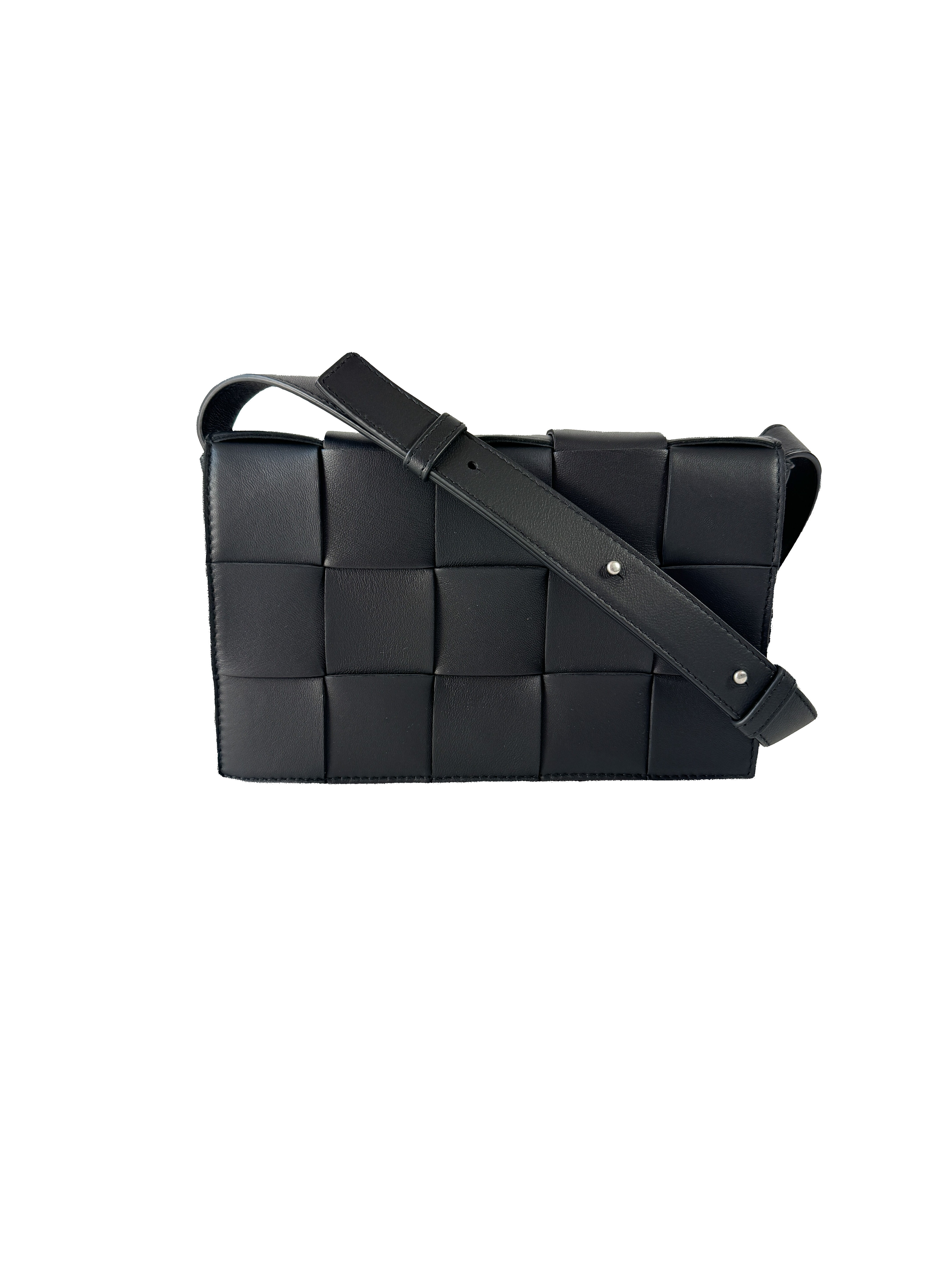 Bottega Veneta black leather small Cassette crossbody A00118842N