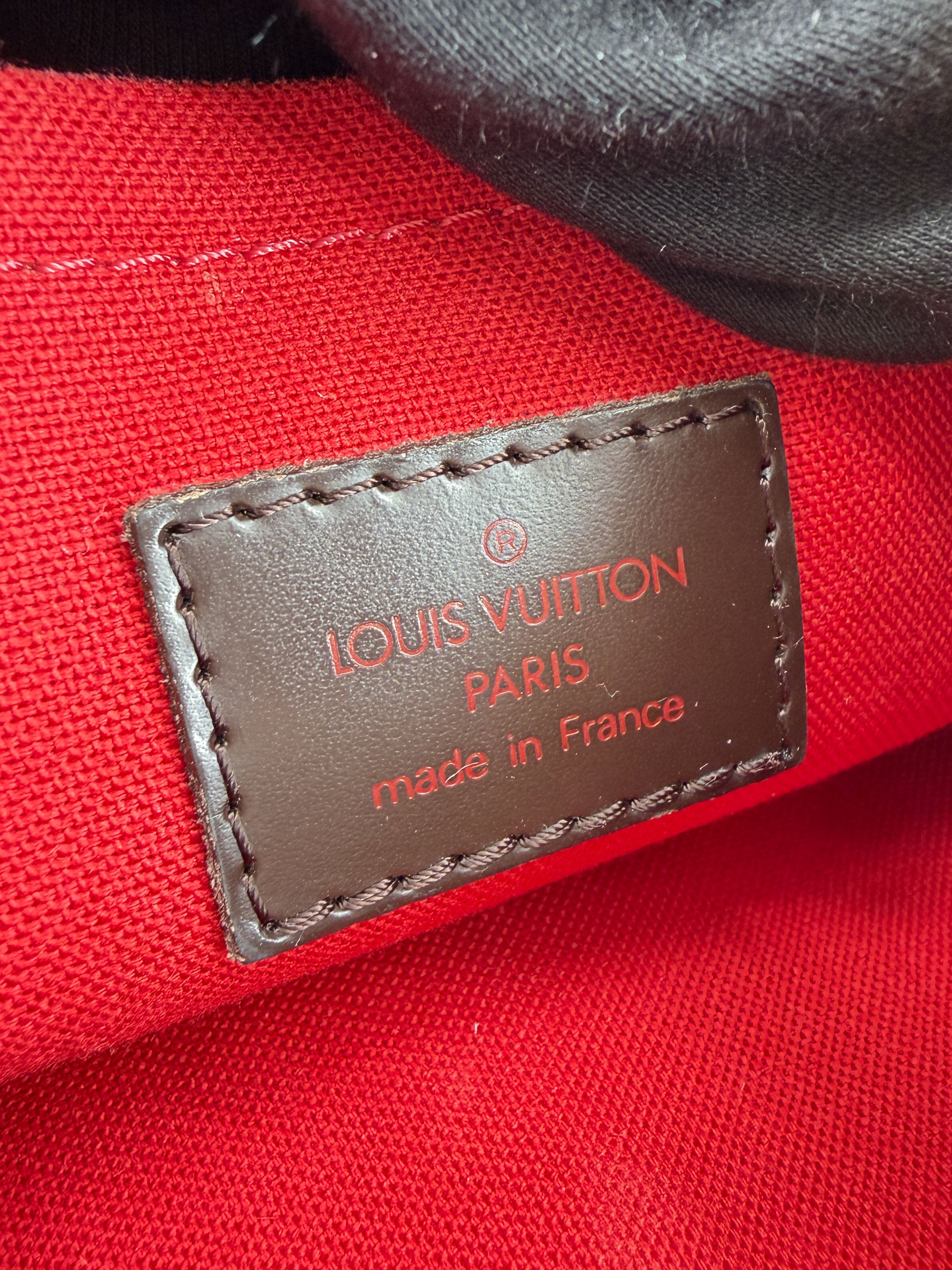 Louis Vuitton damier ebene Thames PM AR1170