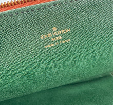 Louis Vuitton epi Cipango Gold porte documents case VI0922