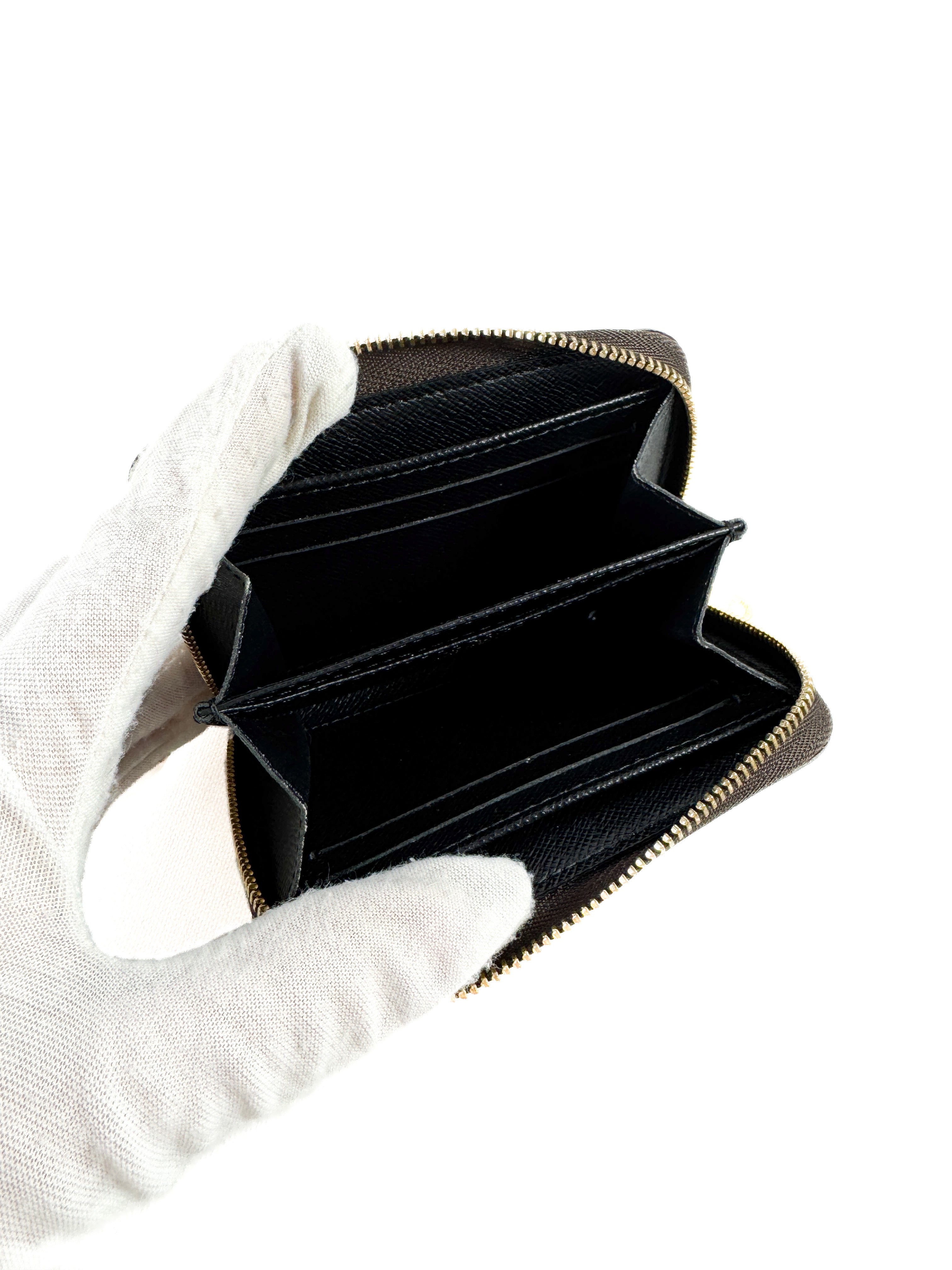 Louis Vuitton giant monogram zippy coin wallet (microchip) BOX