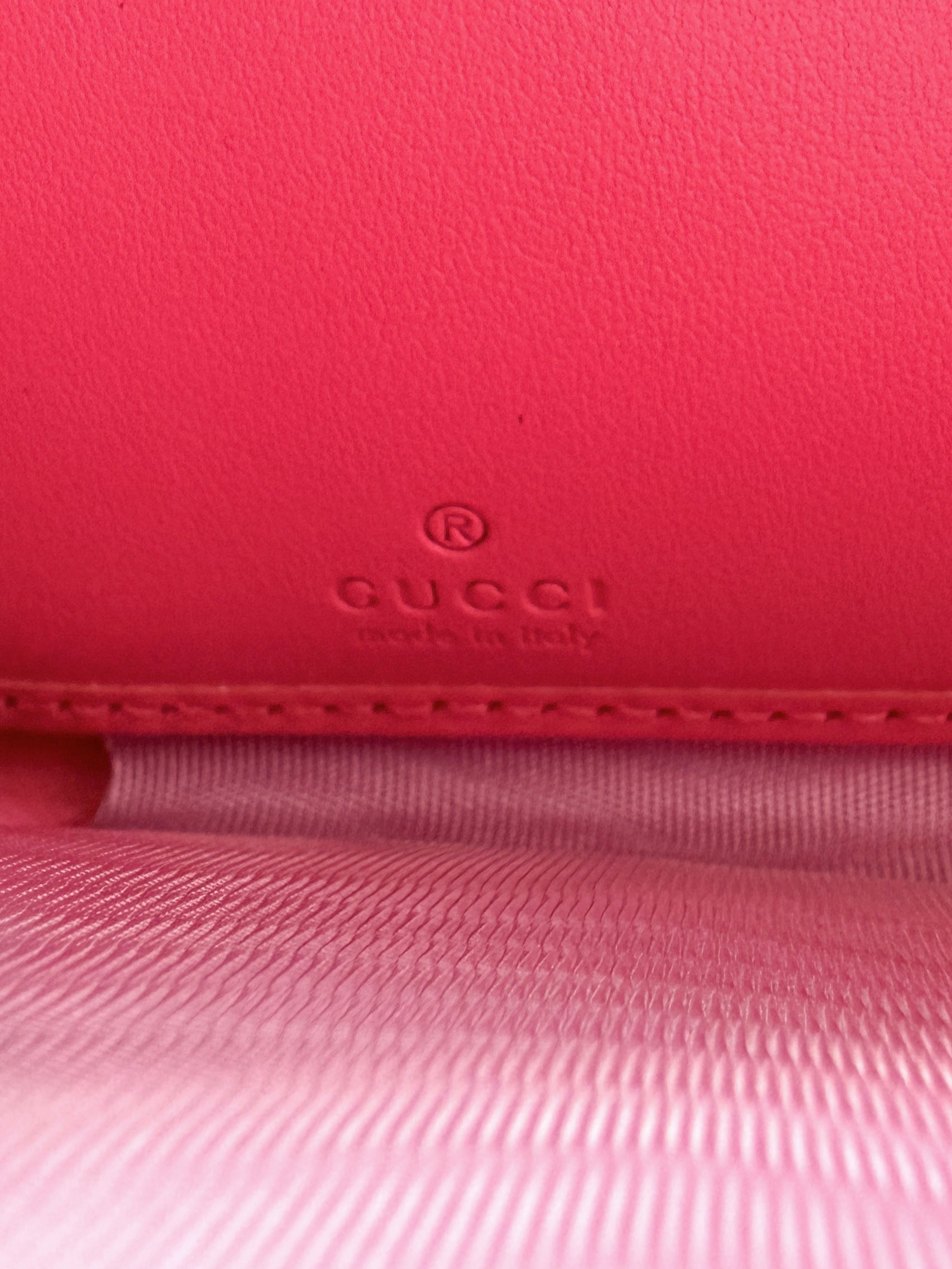Gucci hot pink Marmont Matelassé ZA wallet 723784-1147 BOX