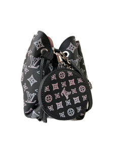 Mahina leather crossbody bag Louis Vuitton Multicolour in Leather
