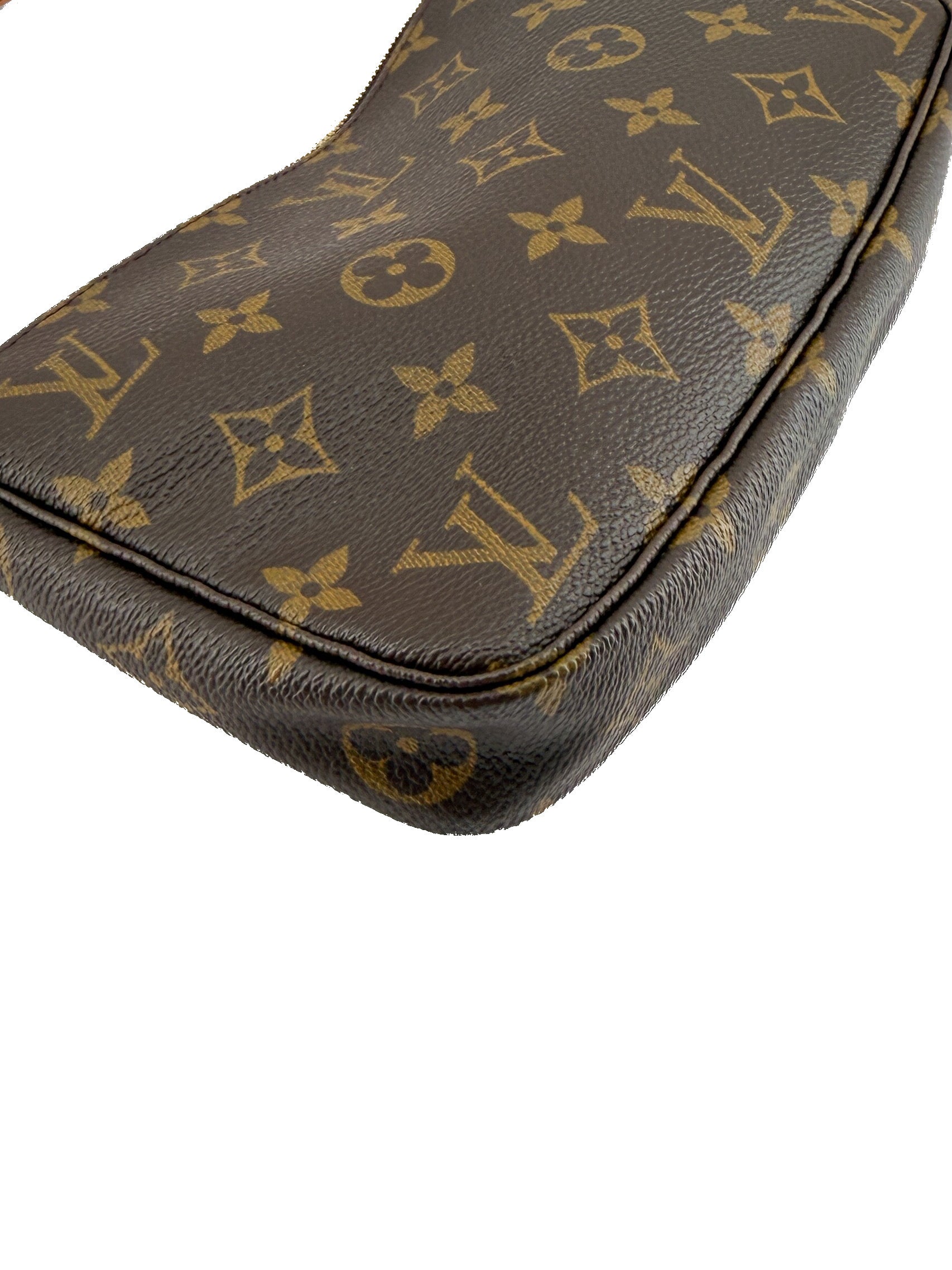 Louis Vuitton monogram vintage pochette accessories VI1020