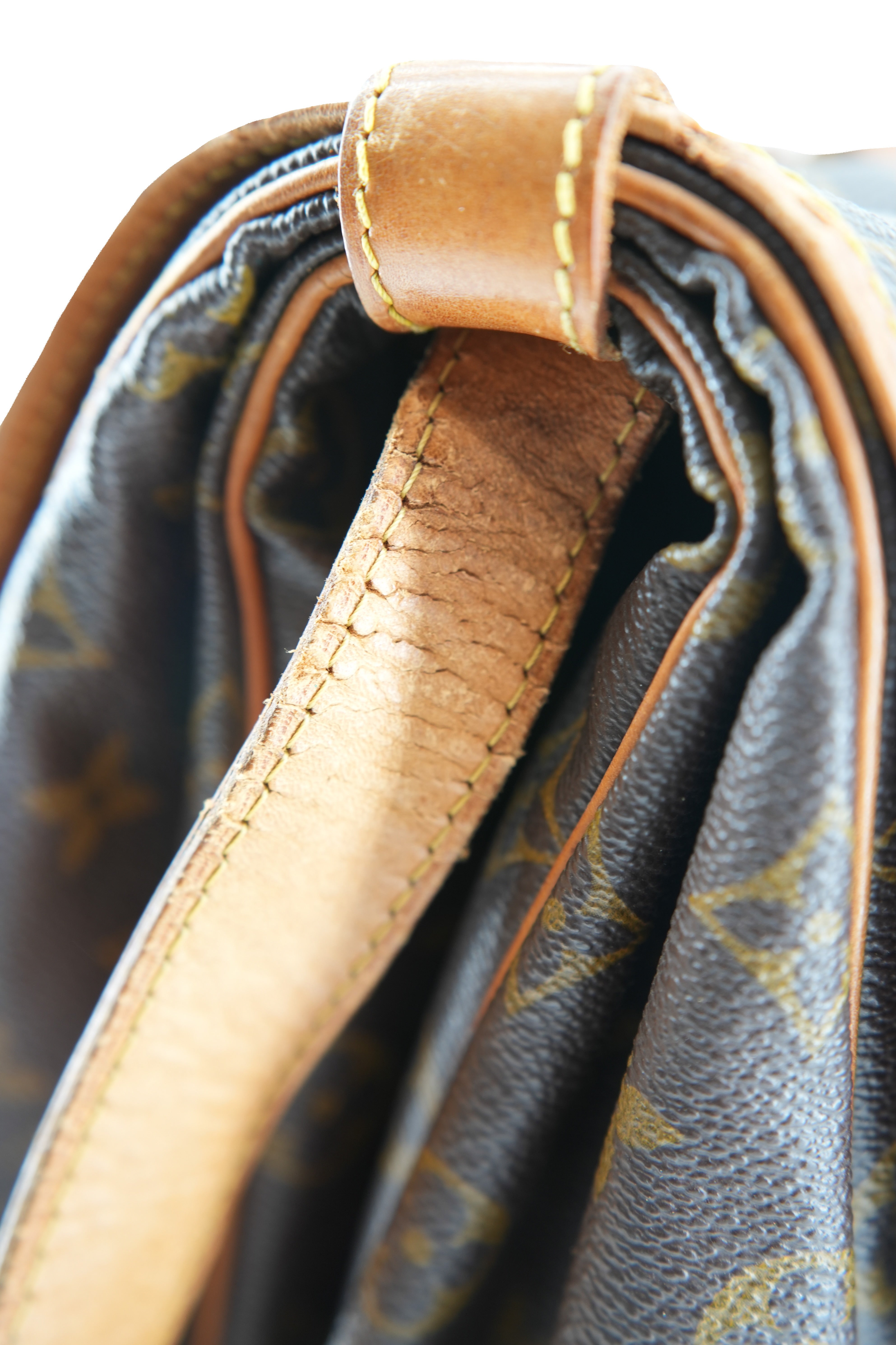 Louis Vuitton monogram Saumur 43 881 VI