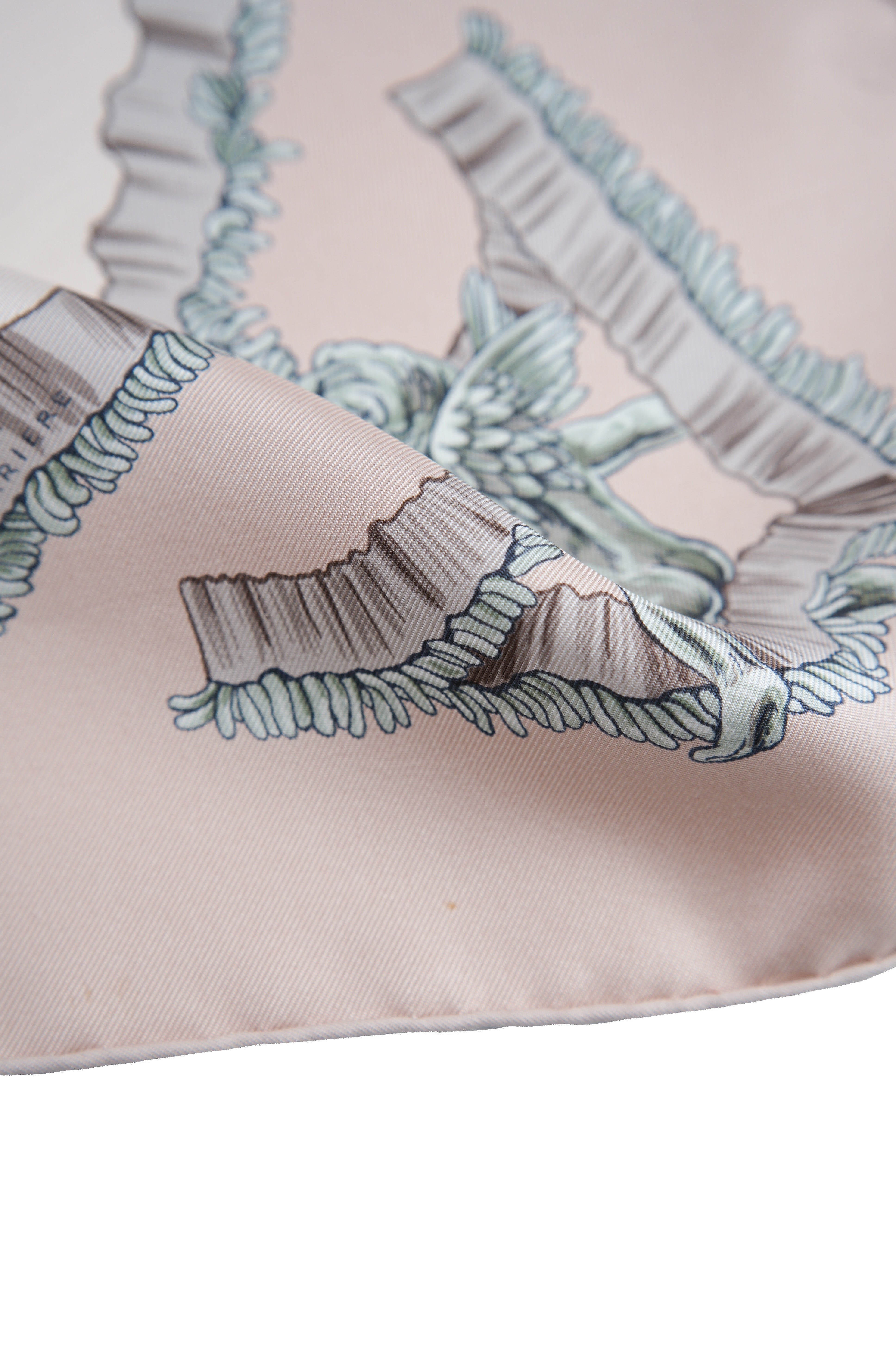 Hermès pink Traineaux et Glissades 90cm silk scarf BOX