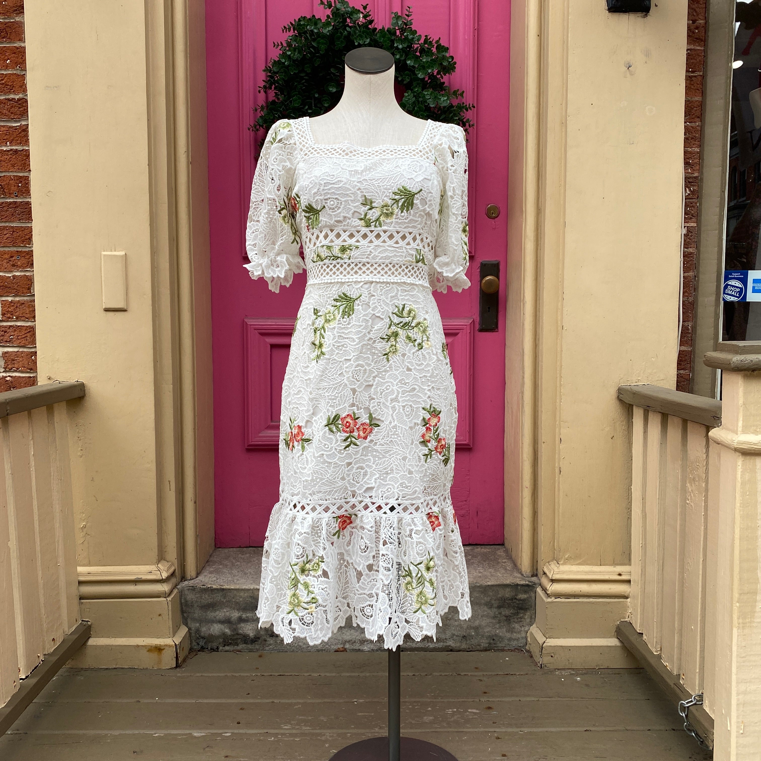 Saylor white lace multi color SS dress size L