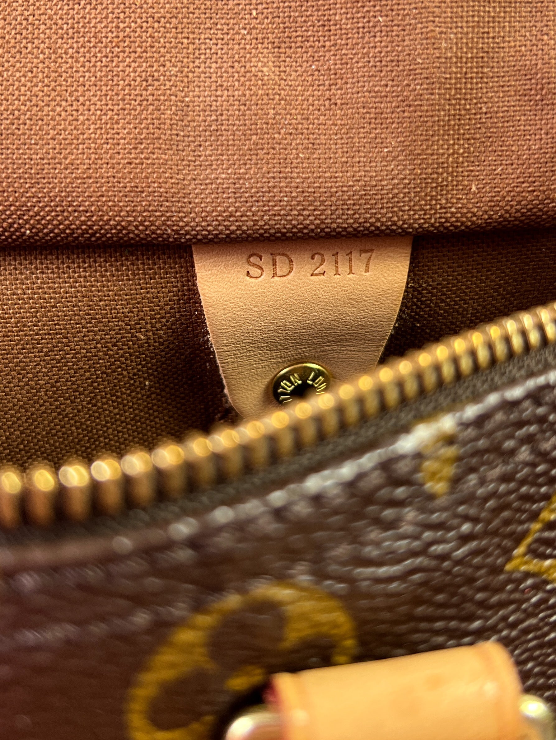 Louis Vuitton monogram speedy 25 2017