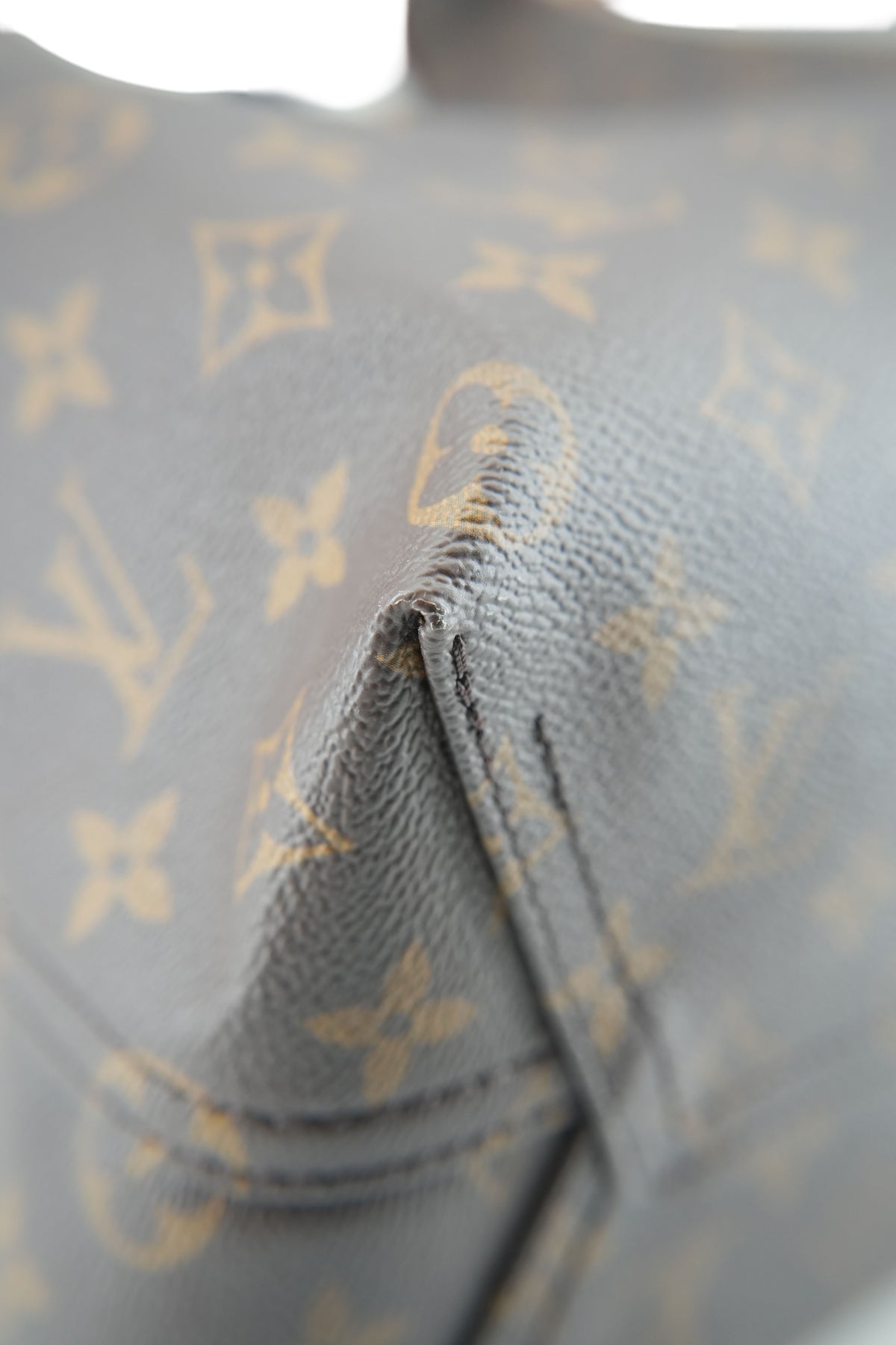 Louis Vuitton monogram Atlantis GM NFC