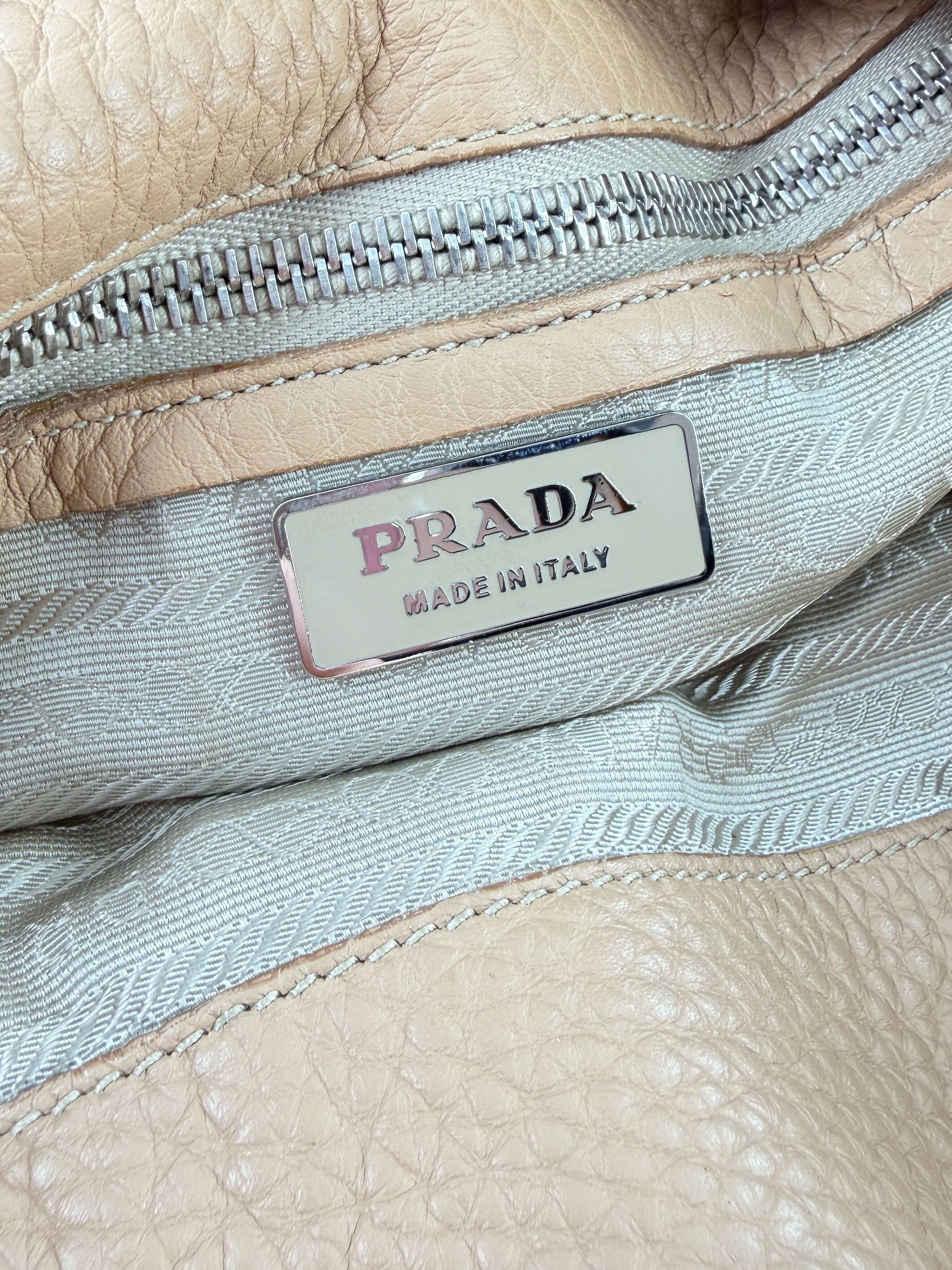 Prada beige Vitello Daino leather shoulder bag 140 - My Girlfriend's Wardrobe LLC