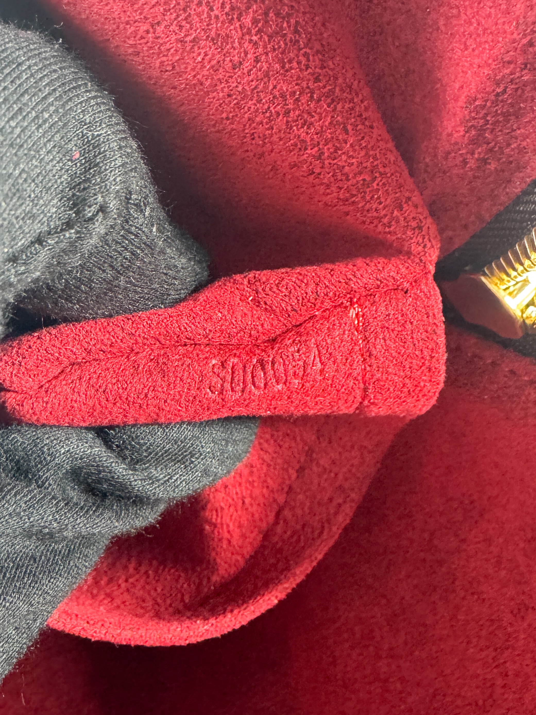 Louis Vuitton monogram Coussin GM SD0054