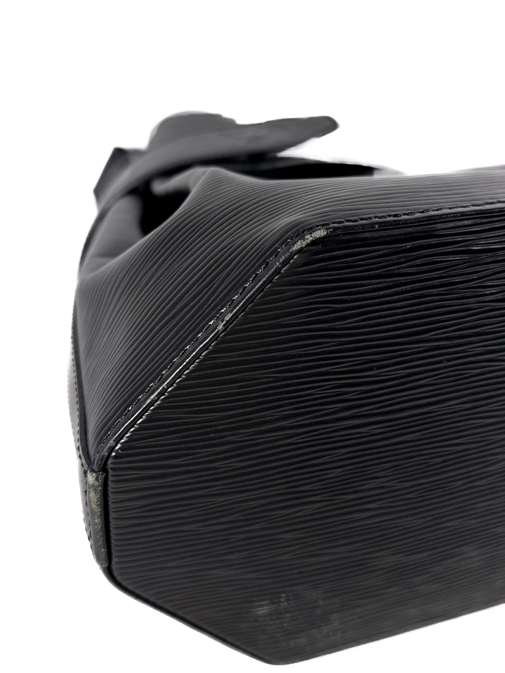 Louis Vuitton black epi Sac D'Epaule PM VI1918