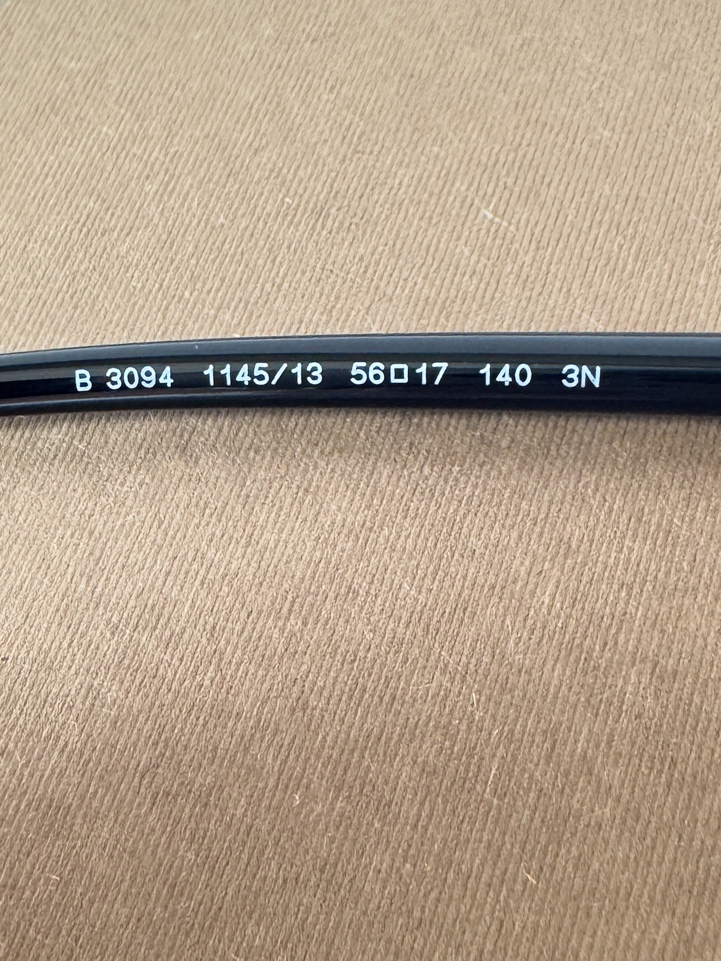 Burberry round check sunglasses B3094 *case/box*