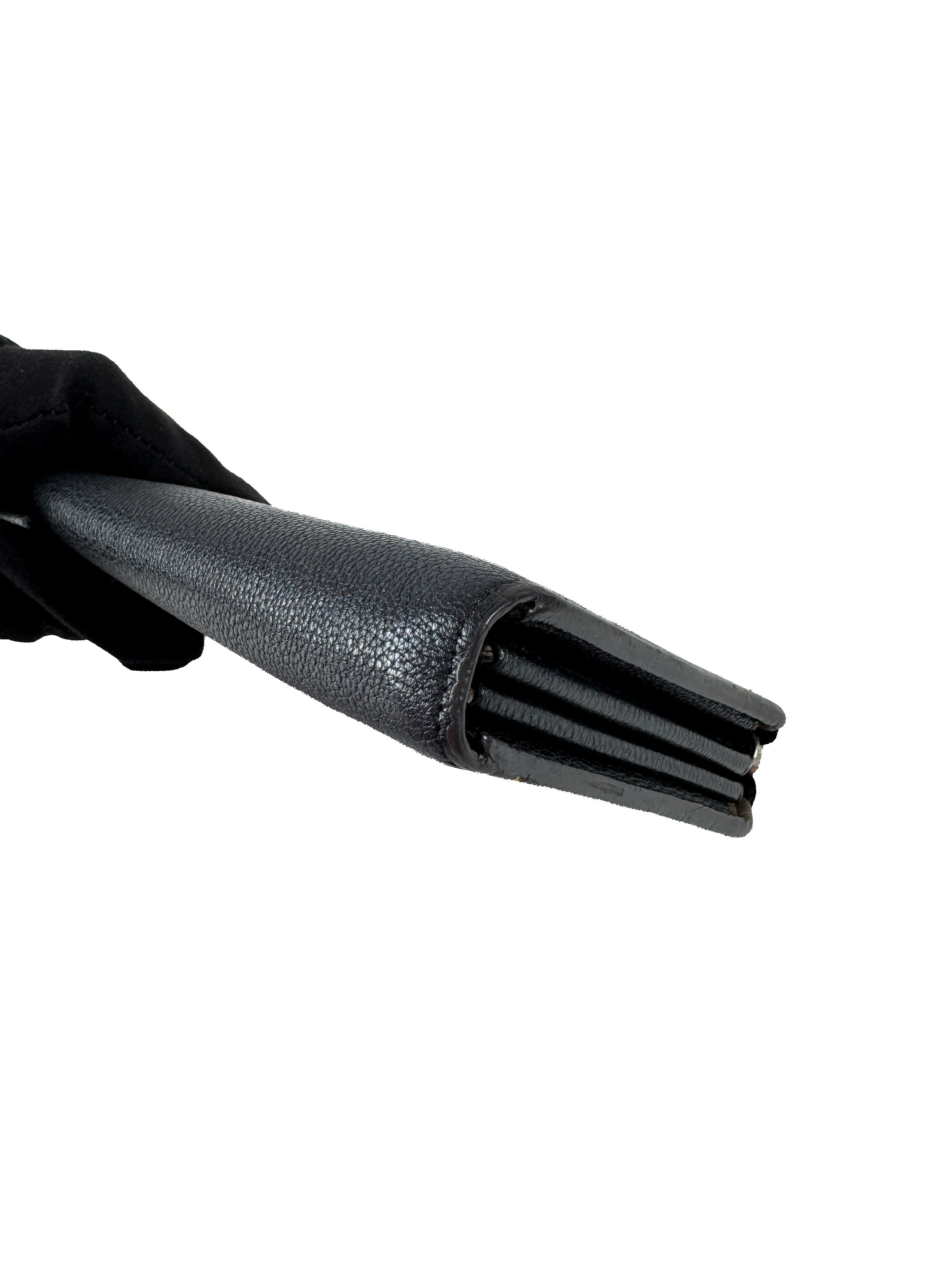 Louis Vuitton black leather Comete zip wallet MI1115