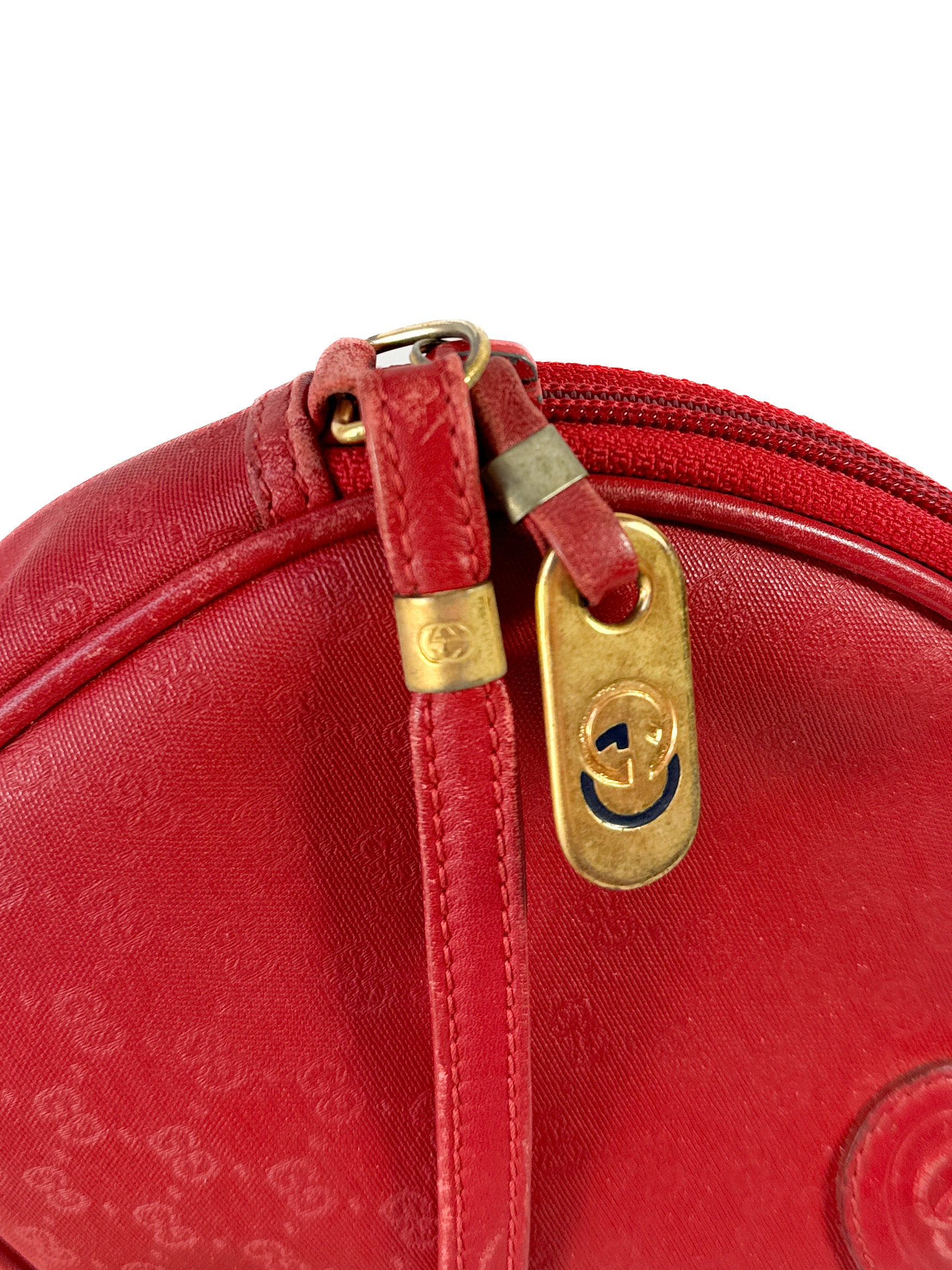 Gucci red monogram coated canvas leather crossbody 007 933 1113