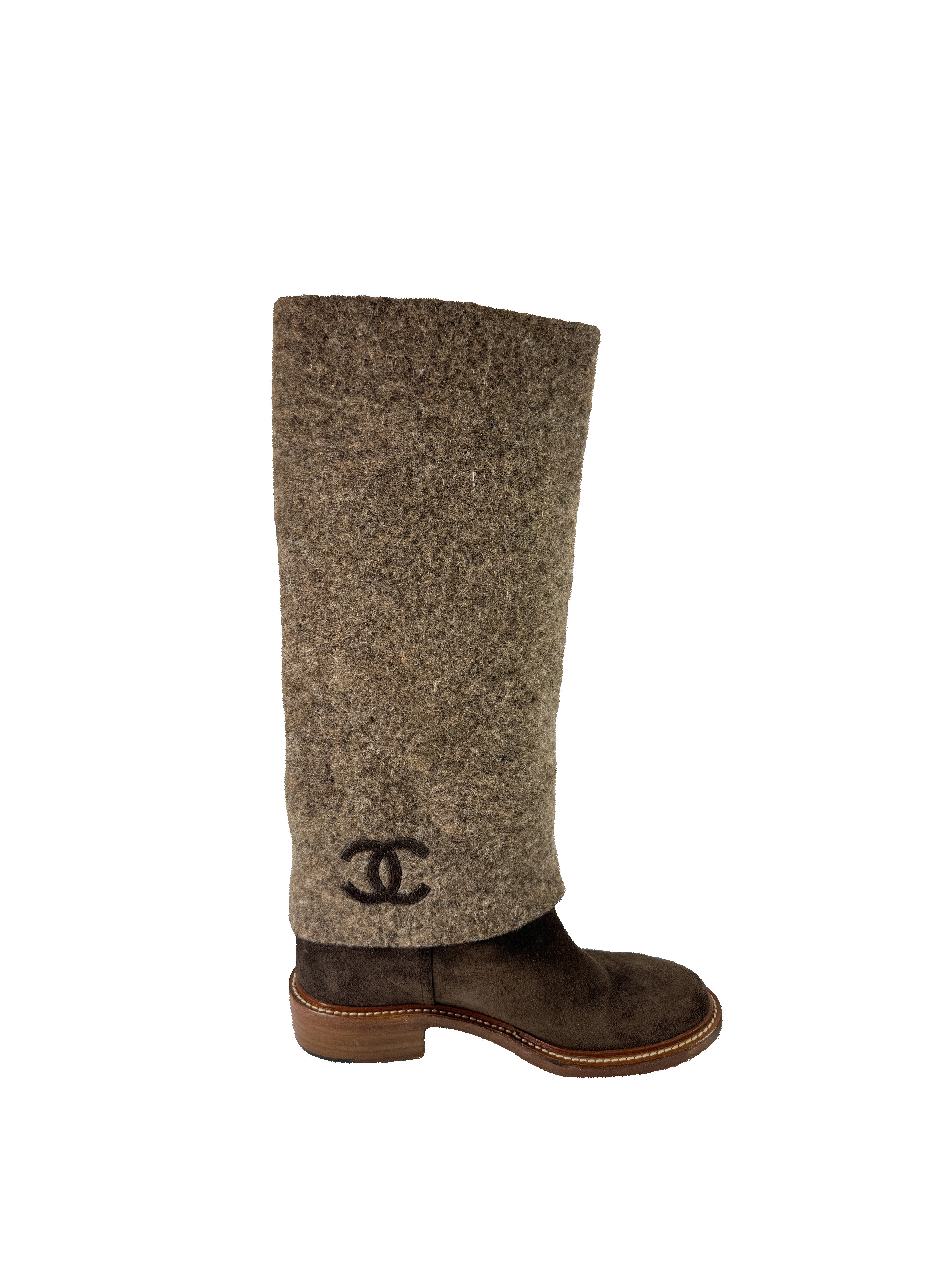 Chanel brown wool/suede Interlocking CC fold over boots size 39 K G30099