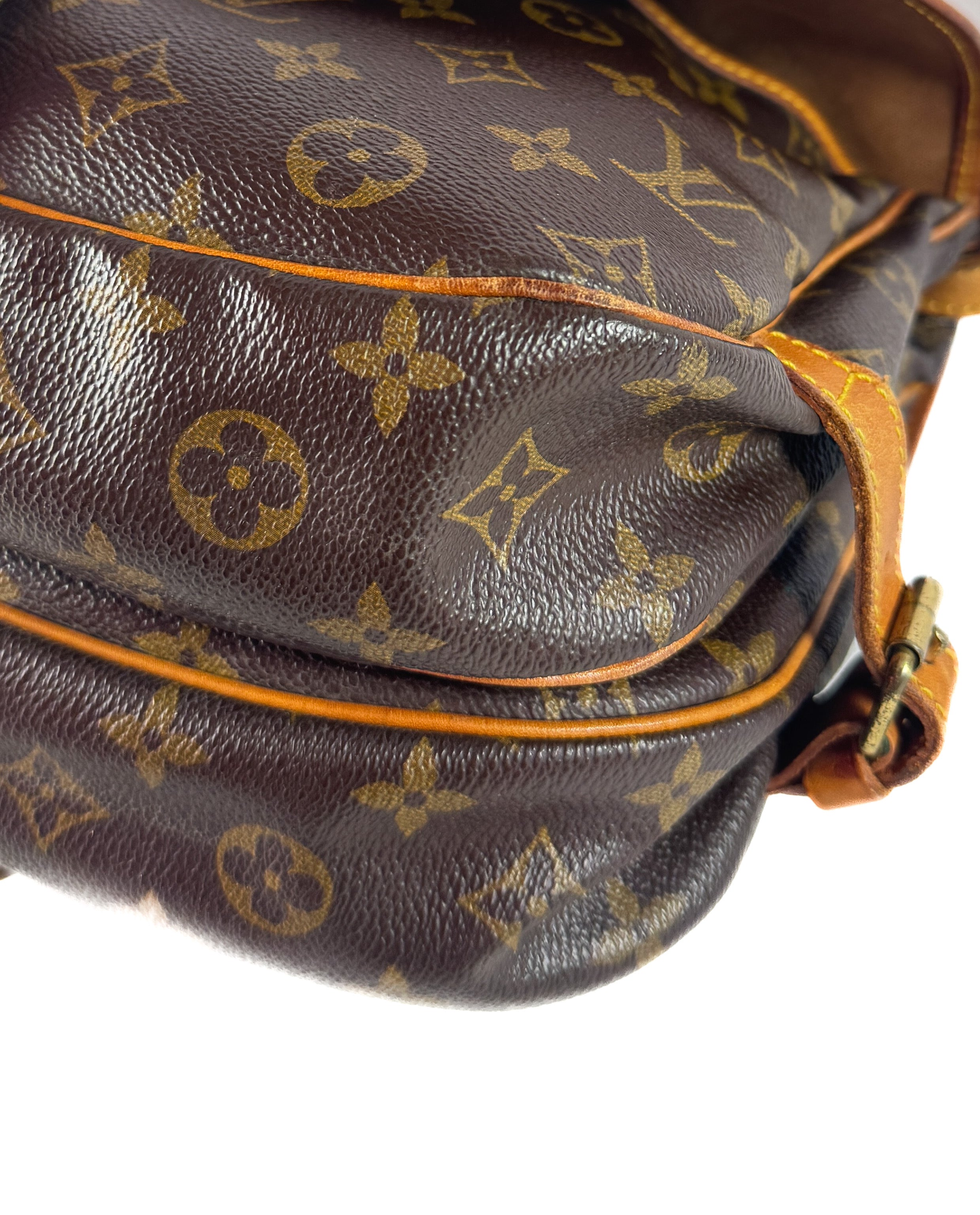 Louis Vuitton monogram Saumur 30 AR1921