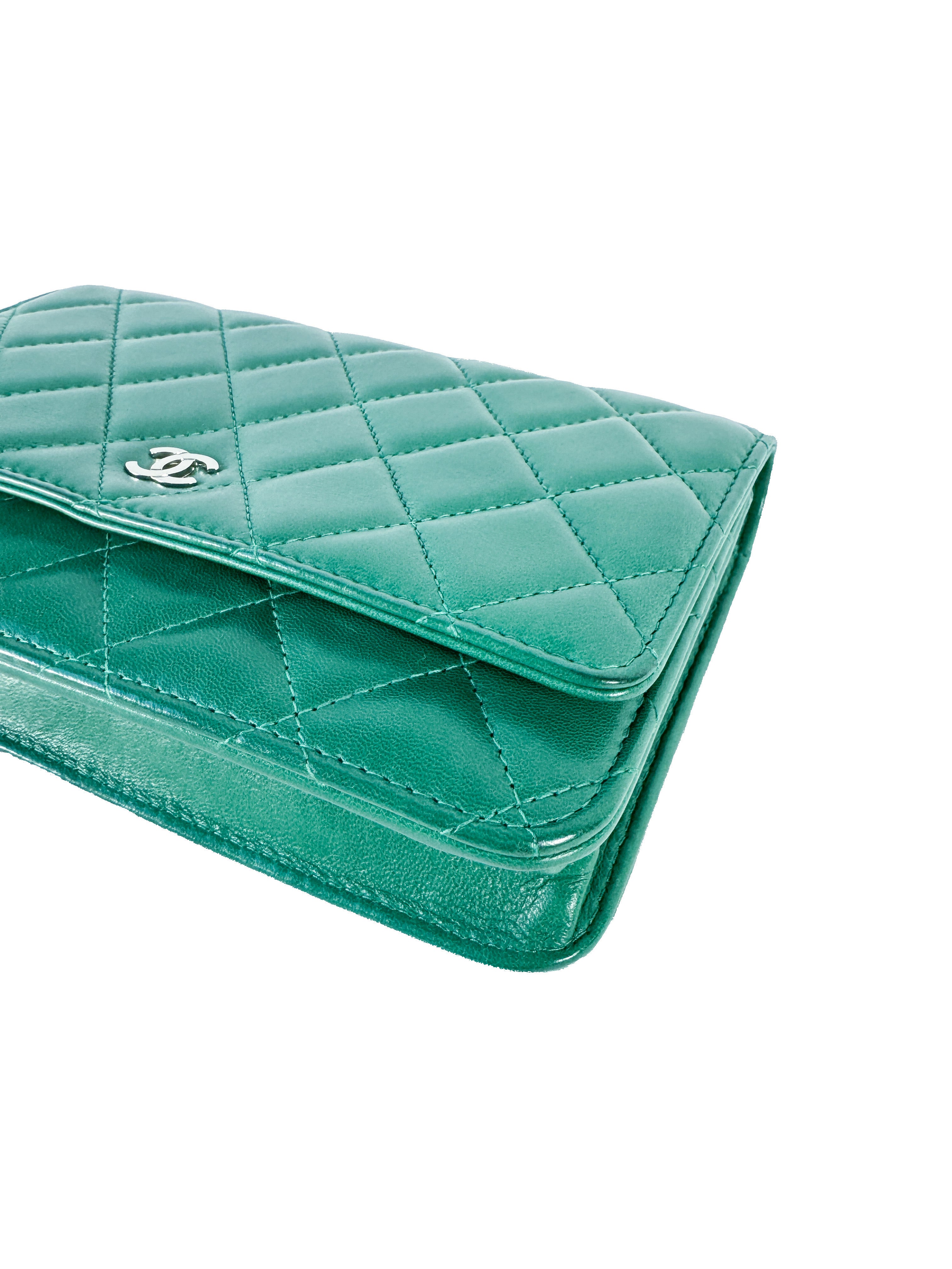 Chanel emerald green leather wallet on chain 25684891