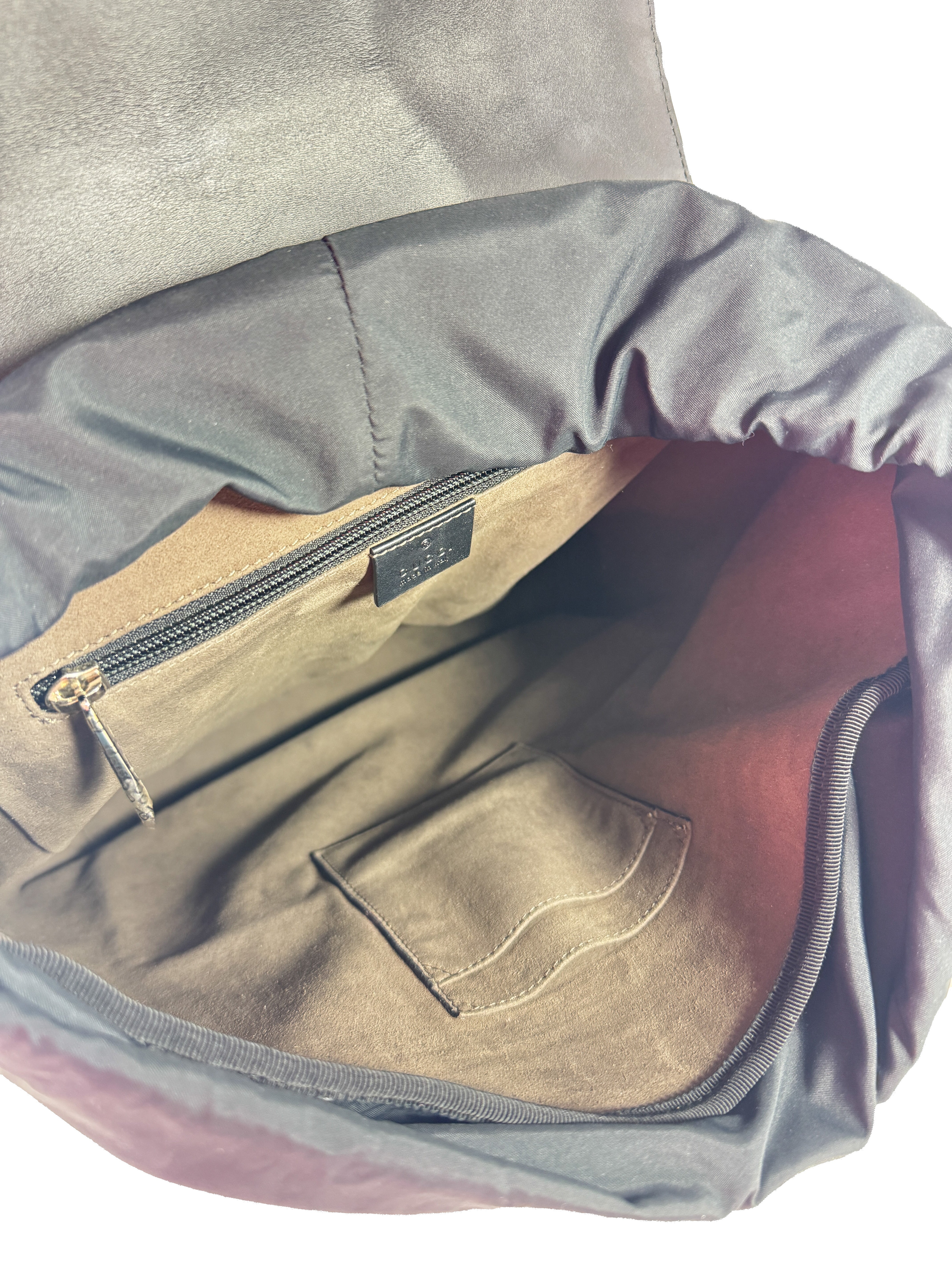 Gucci GG Supreme buckle backpack