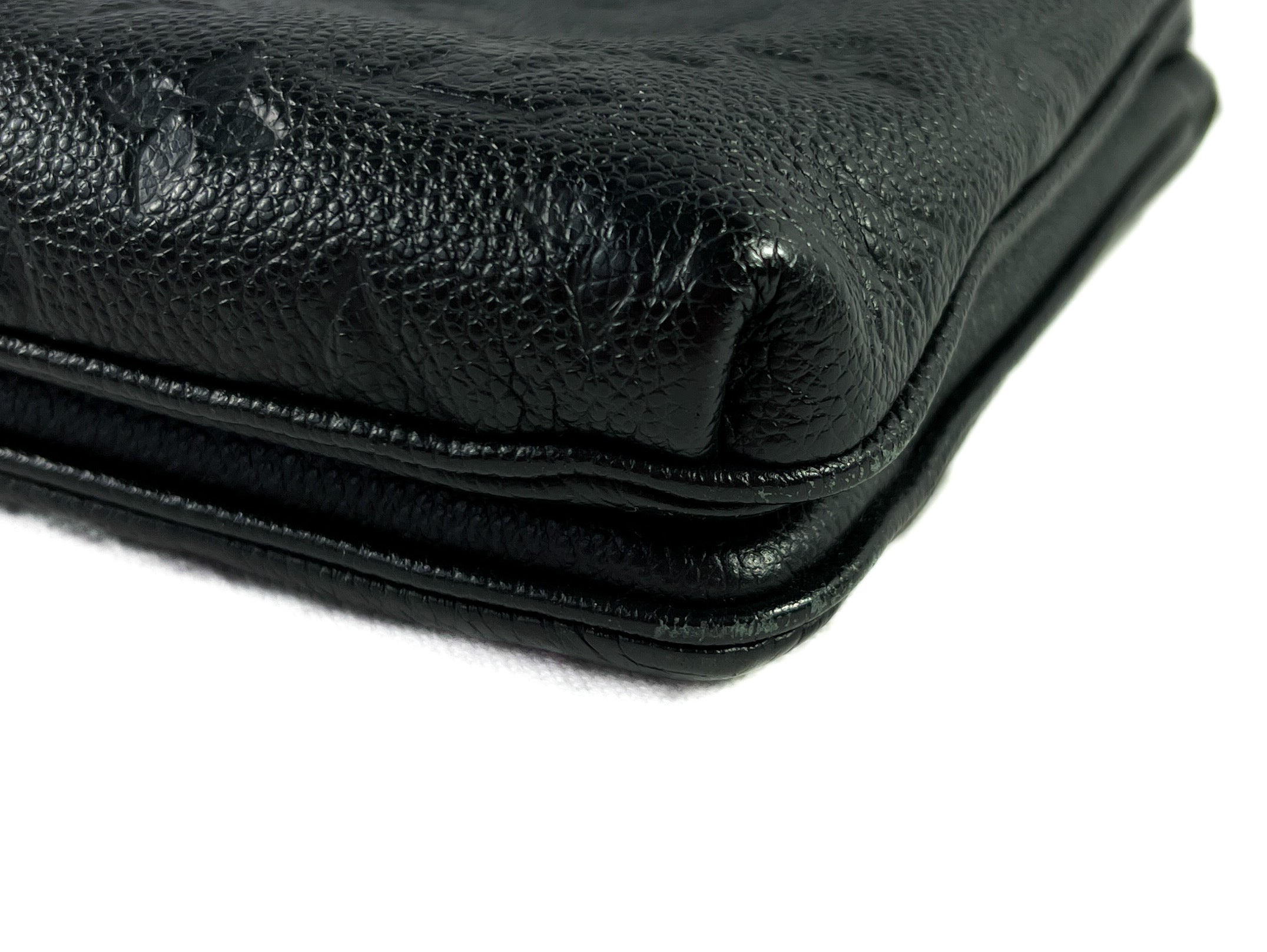 Louis Vuitton black Empreinte leather twice crossbody