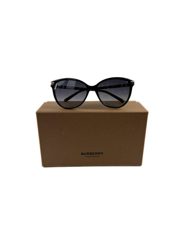 Burberry black plaid Regent sunglasses BE4126 box, case