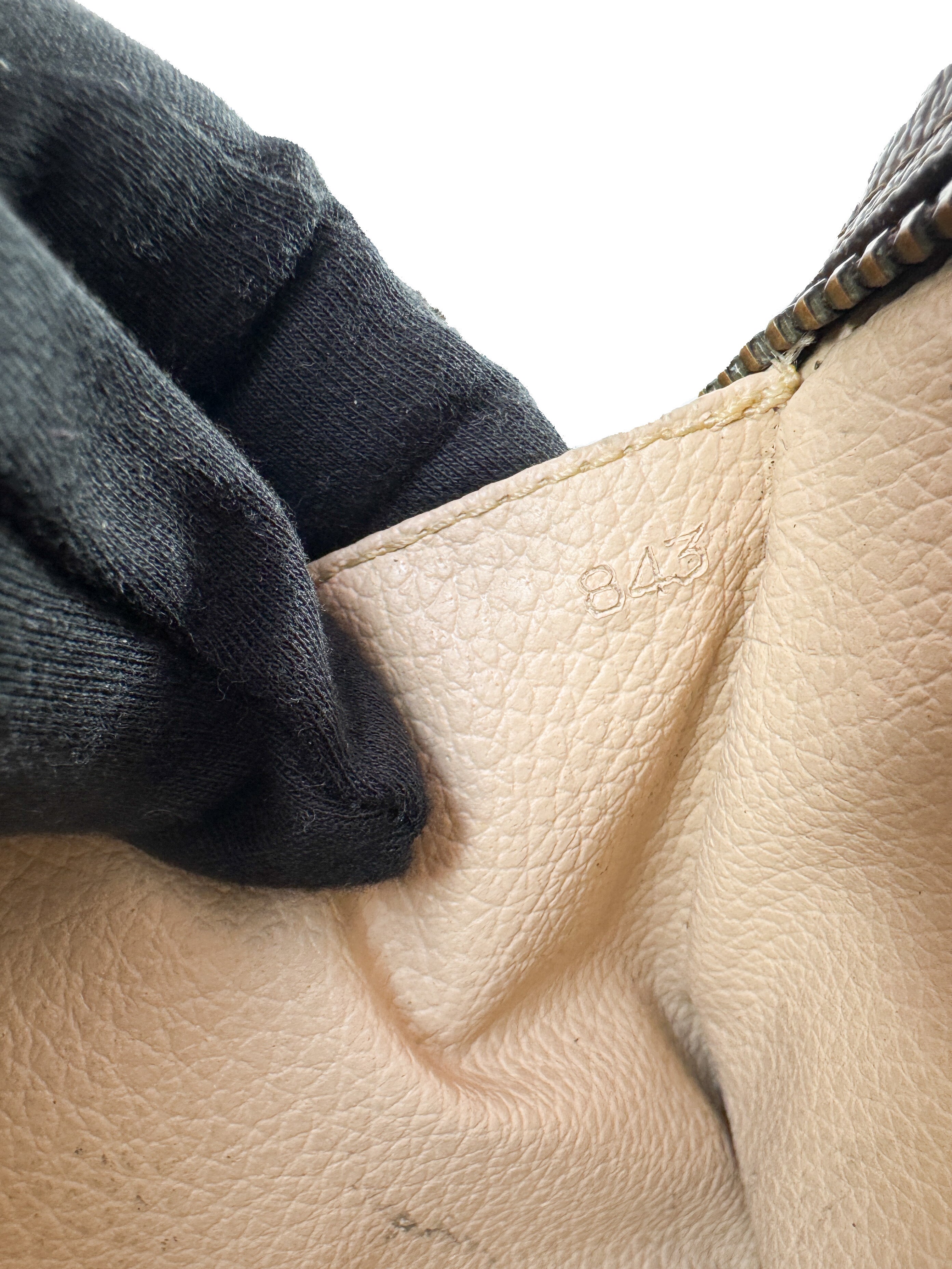 Louis Vuitton monogram trousse toilette 23 pouch 843