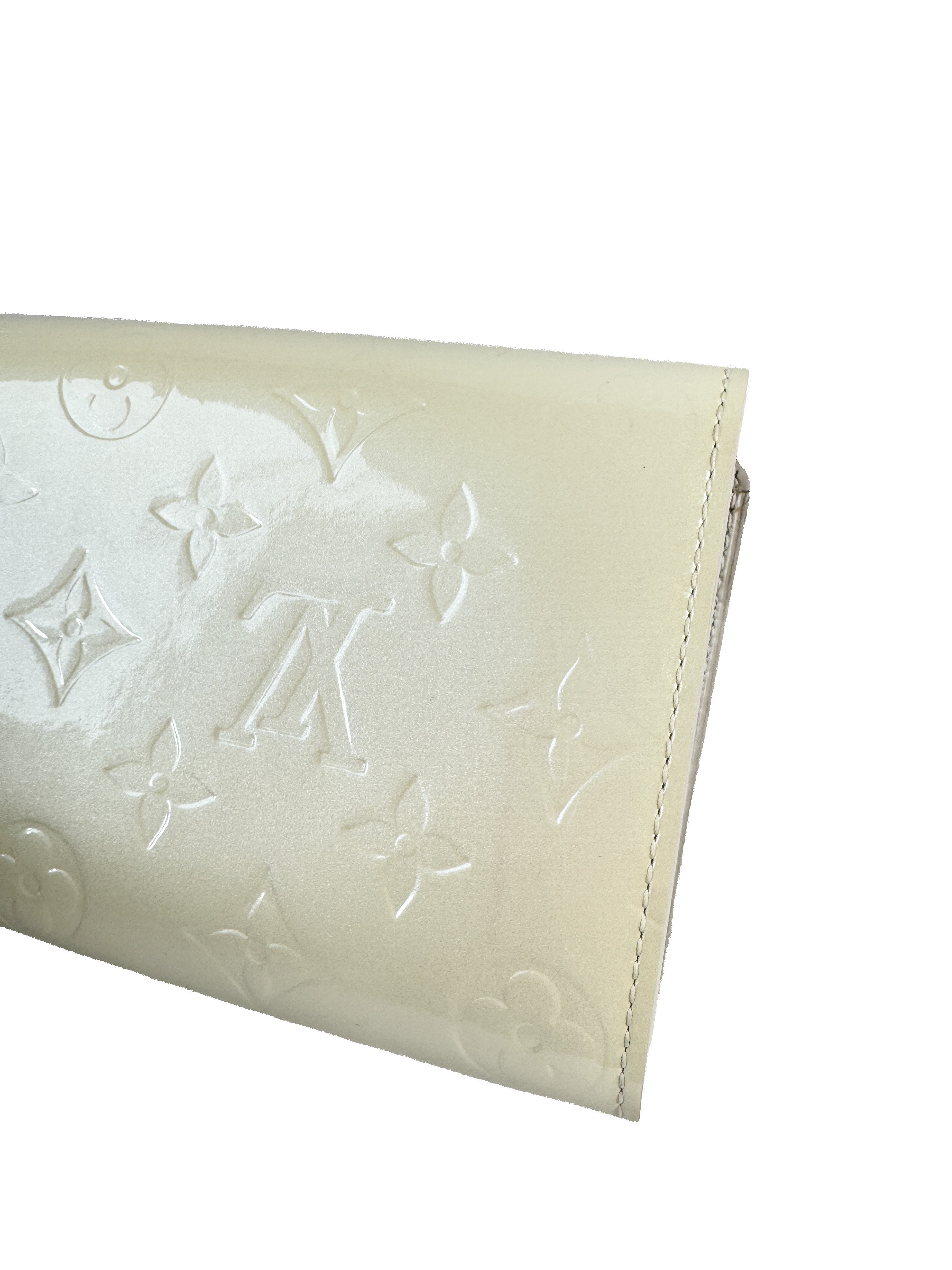 Louis Vuitton monogram Vernis cream Sarah wallet TH0055