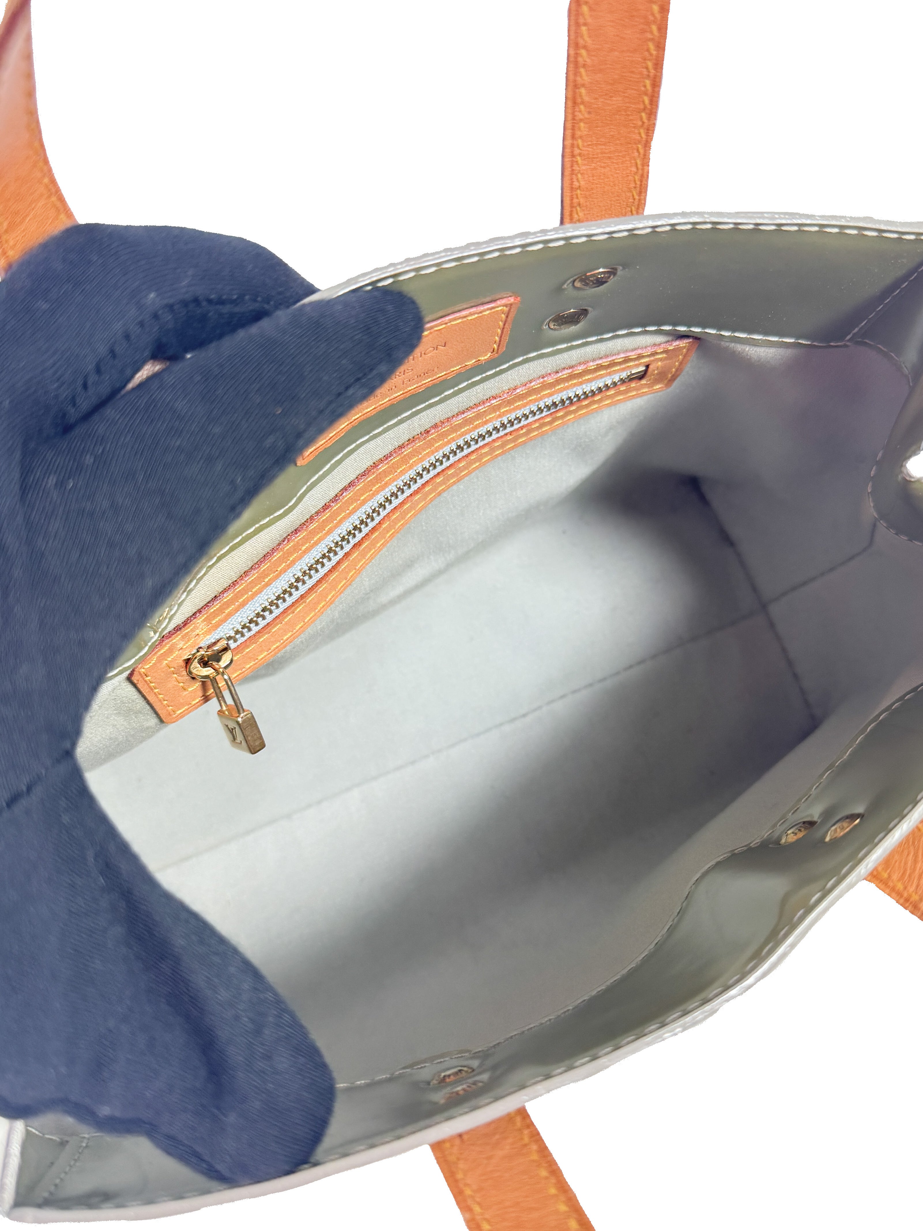 Louis Vuitton green vernis Reade PM MI1021