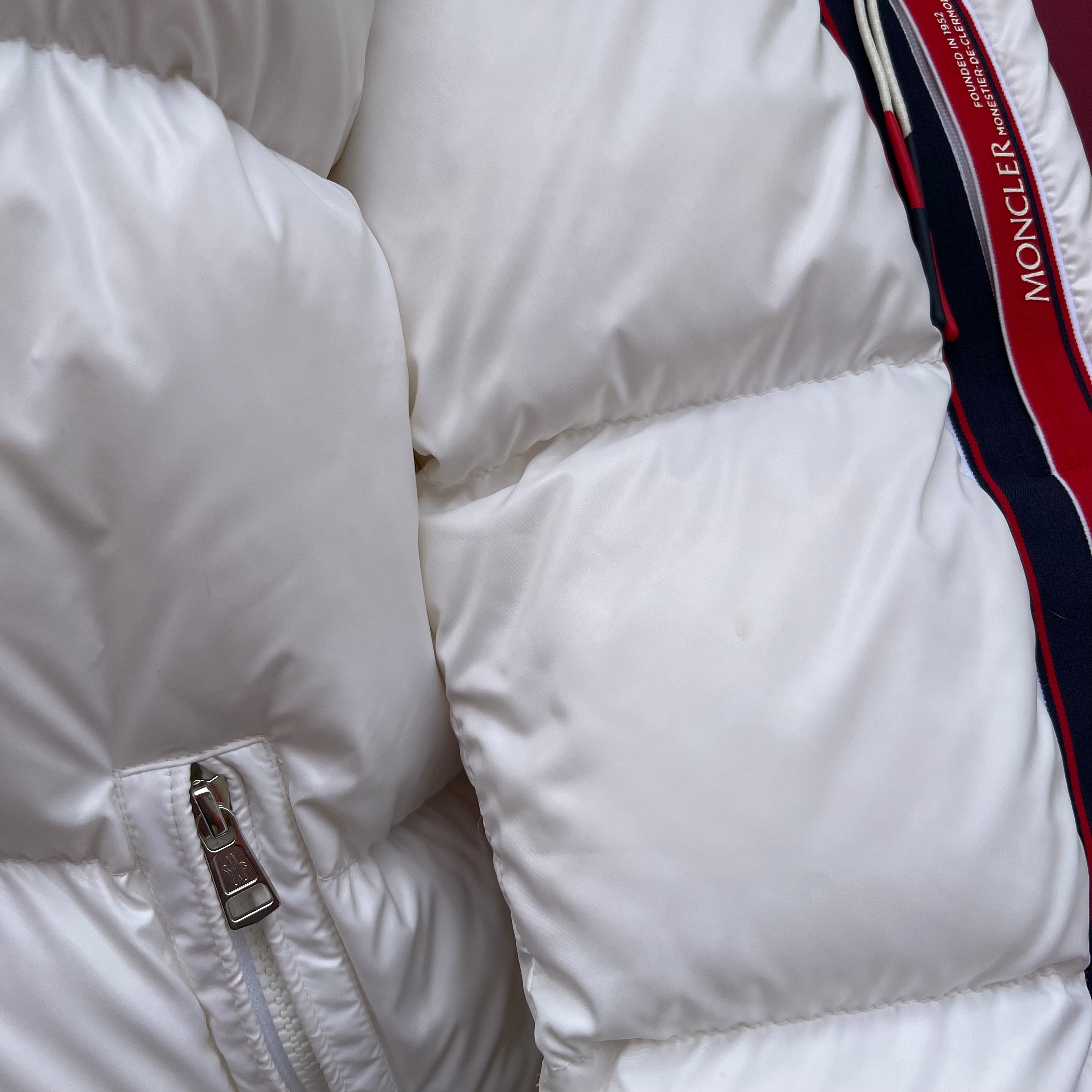 Moncler white Dincer Giubbotto jacket size XL (mens) **as is**
