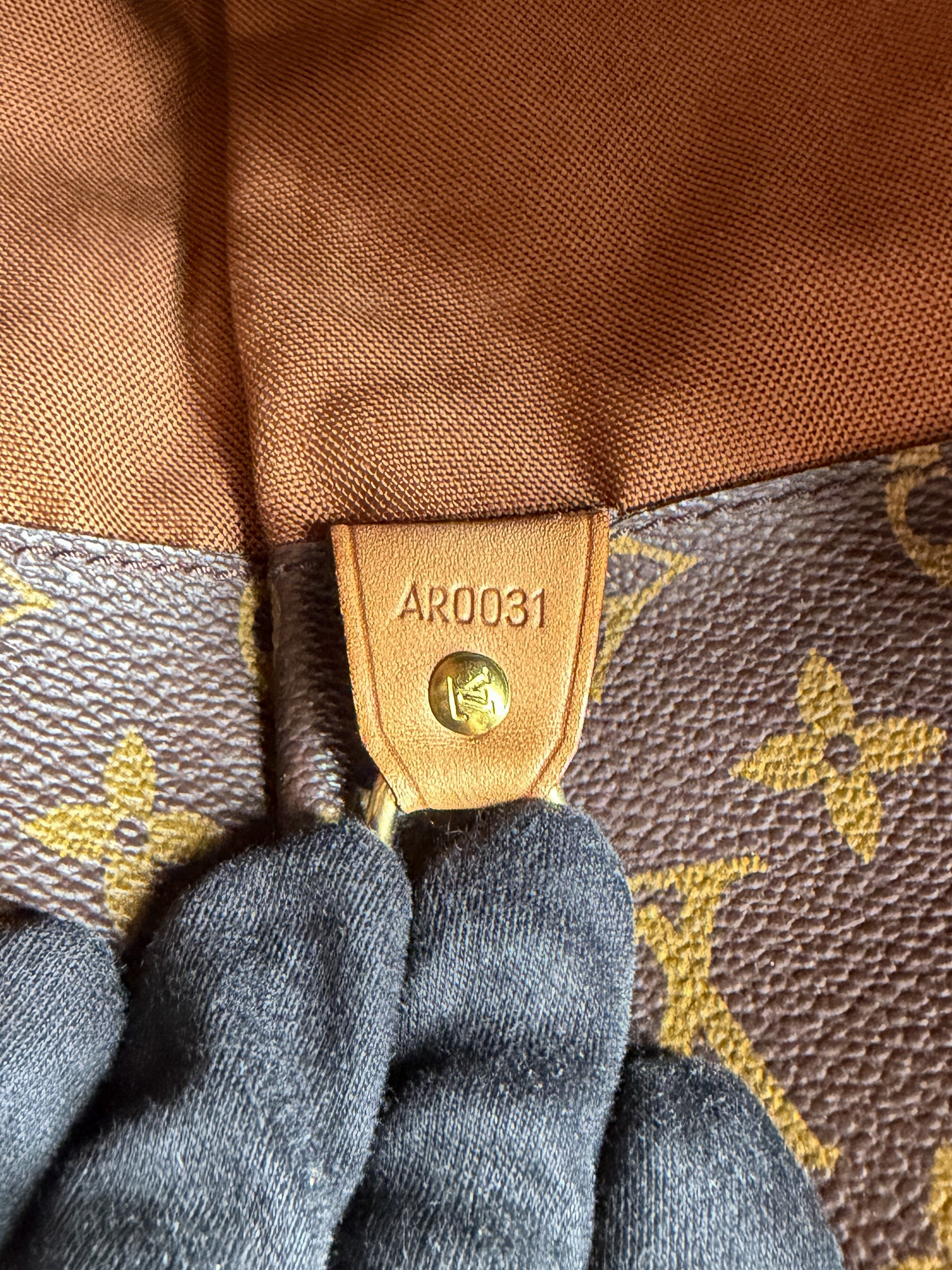 Louis Vuitton monogram Cabas Alto AR0031