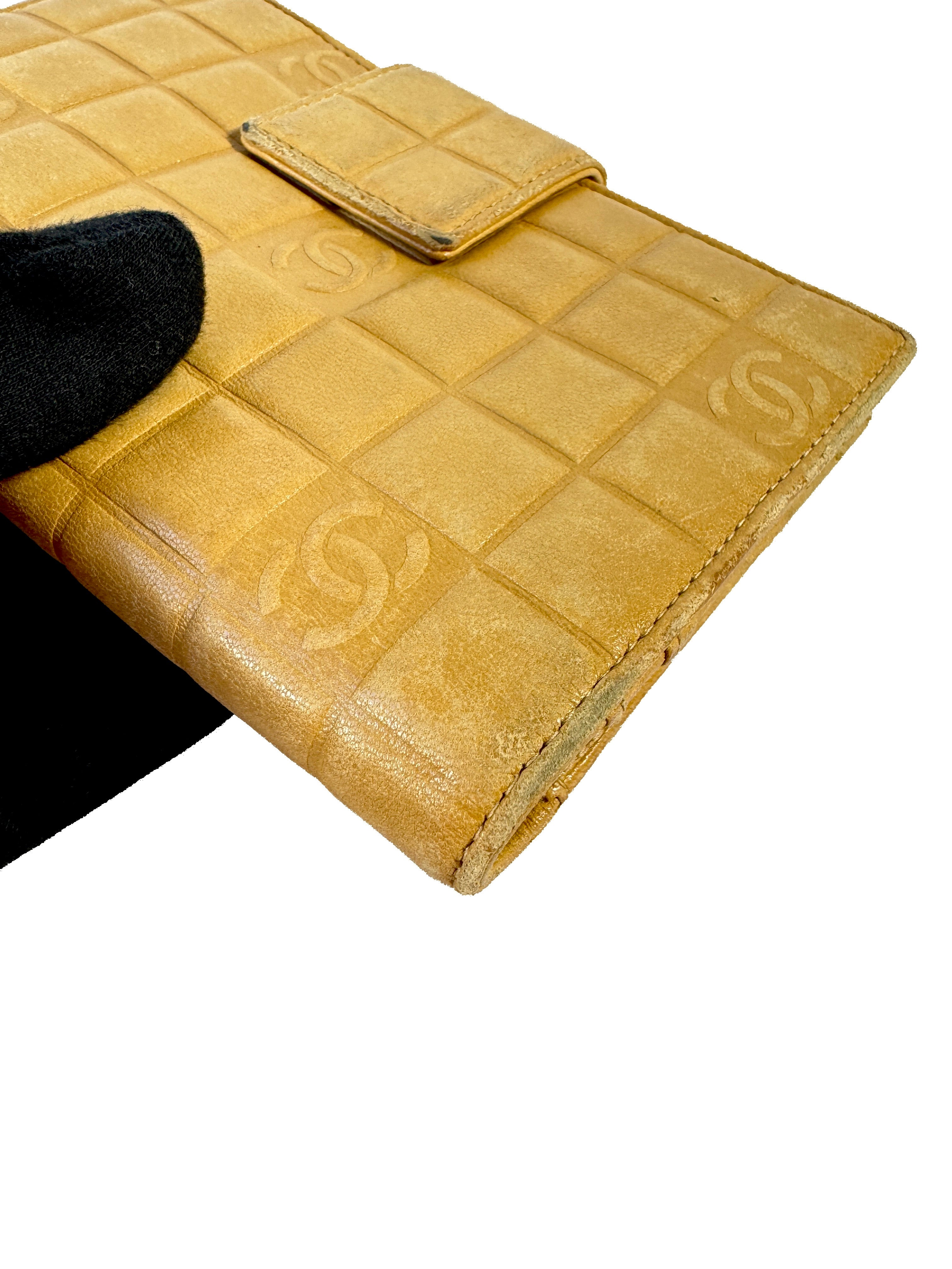 Chanel beige leather Chocolate bar wallet 8372170