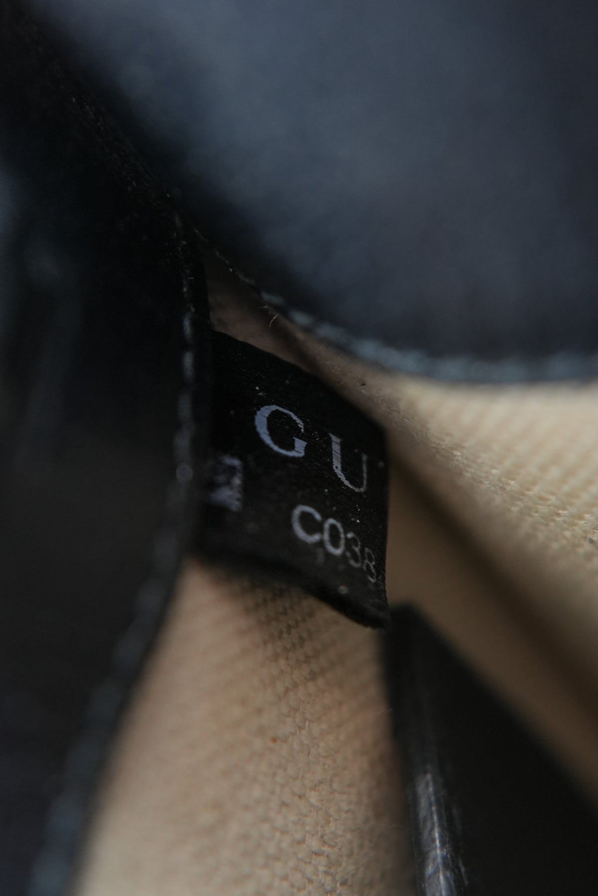 Gucci navy mini Supreme tote