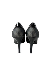 Burberry black patent pumps size 37.5