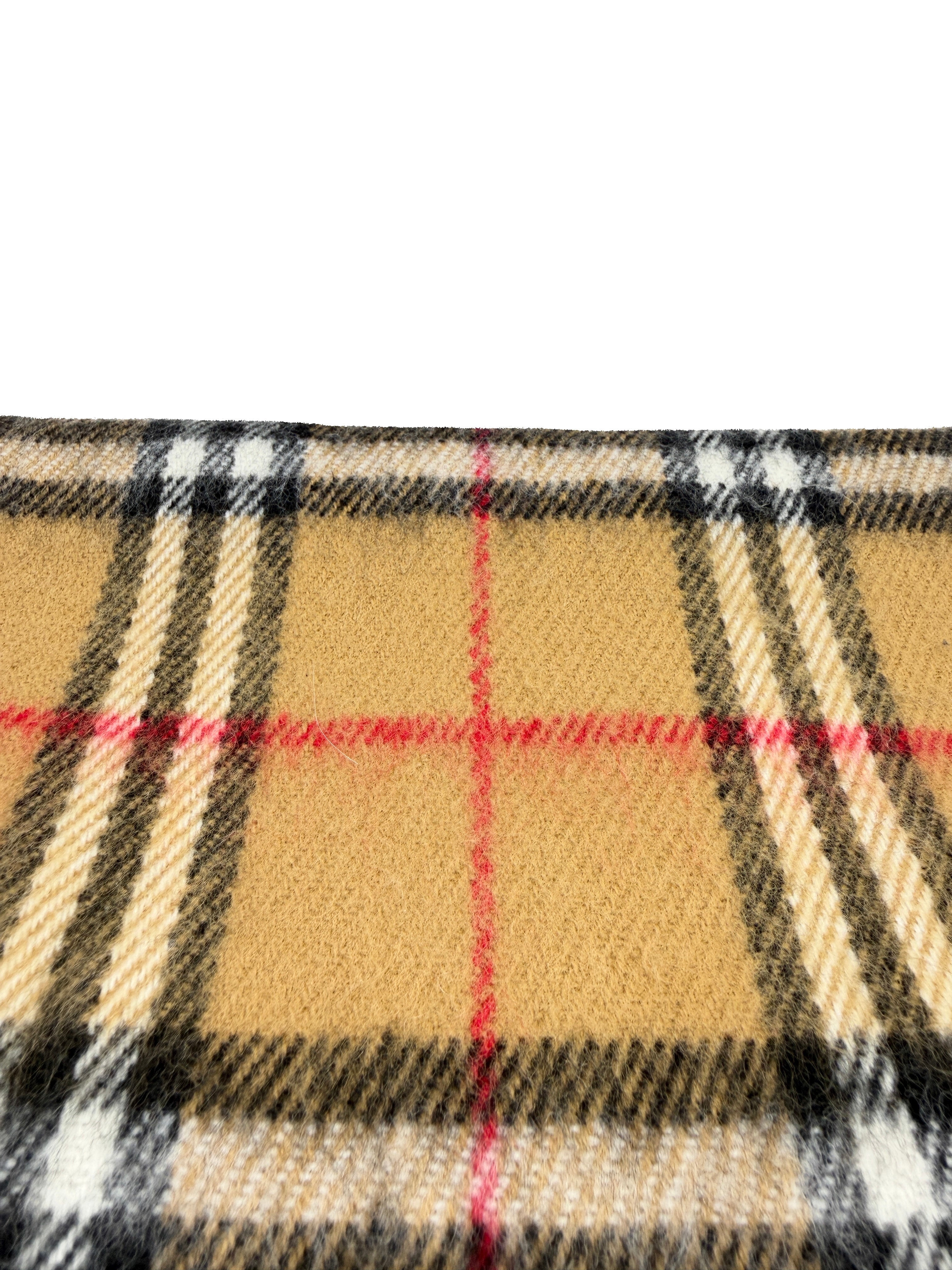 Burberry brown classic plaid lambswool scarf