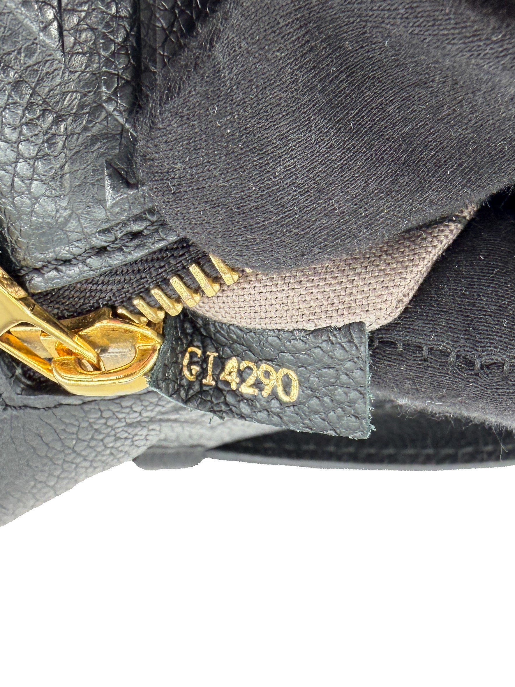 Louis Vuitton black empreinte leather Pochette Metis GI4290
