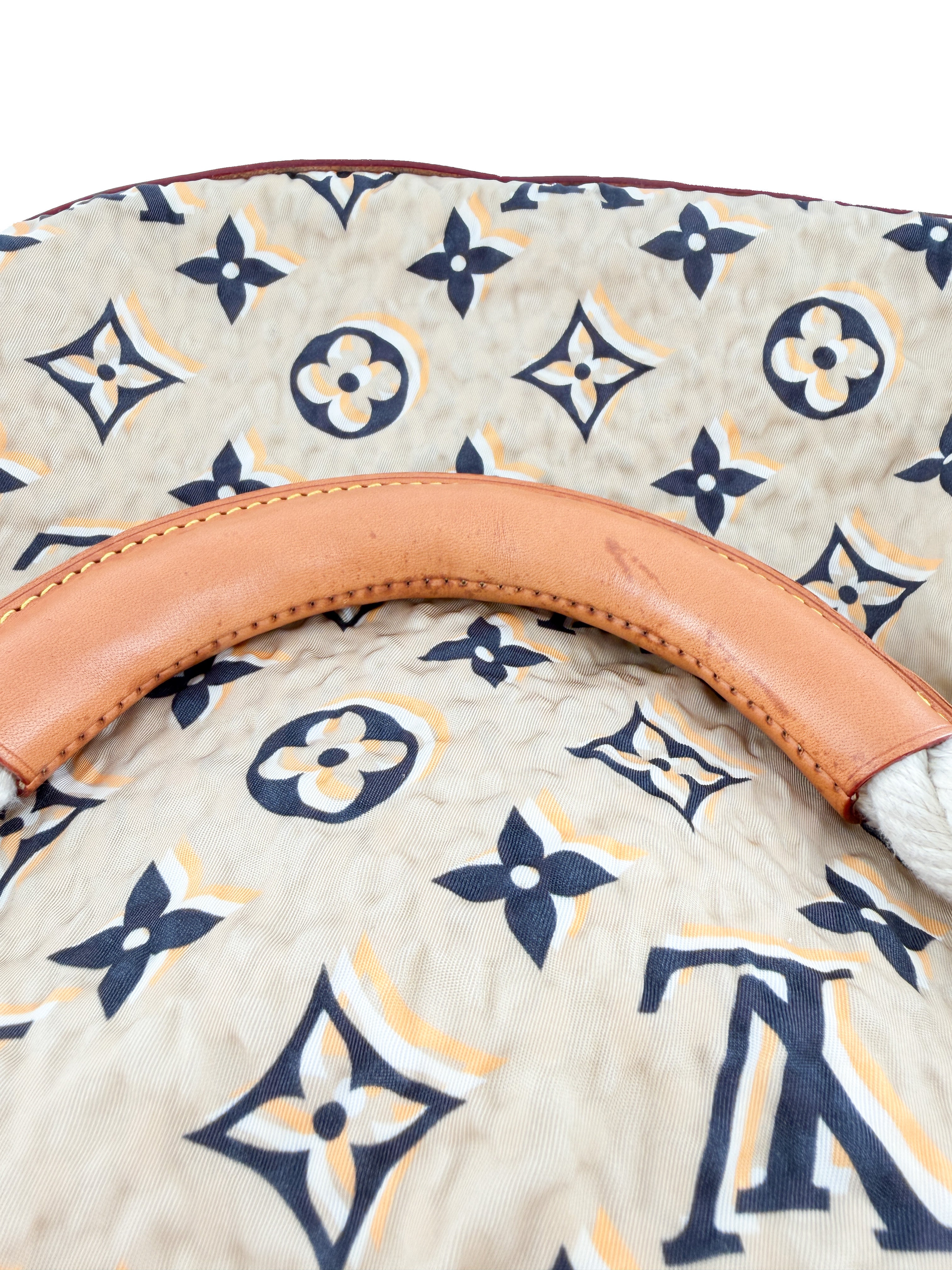 Louis Vuitton cream monogram Bulles MM Cruise Line FL4009