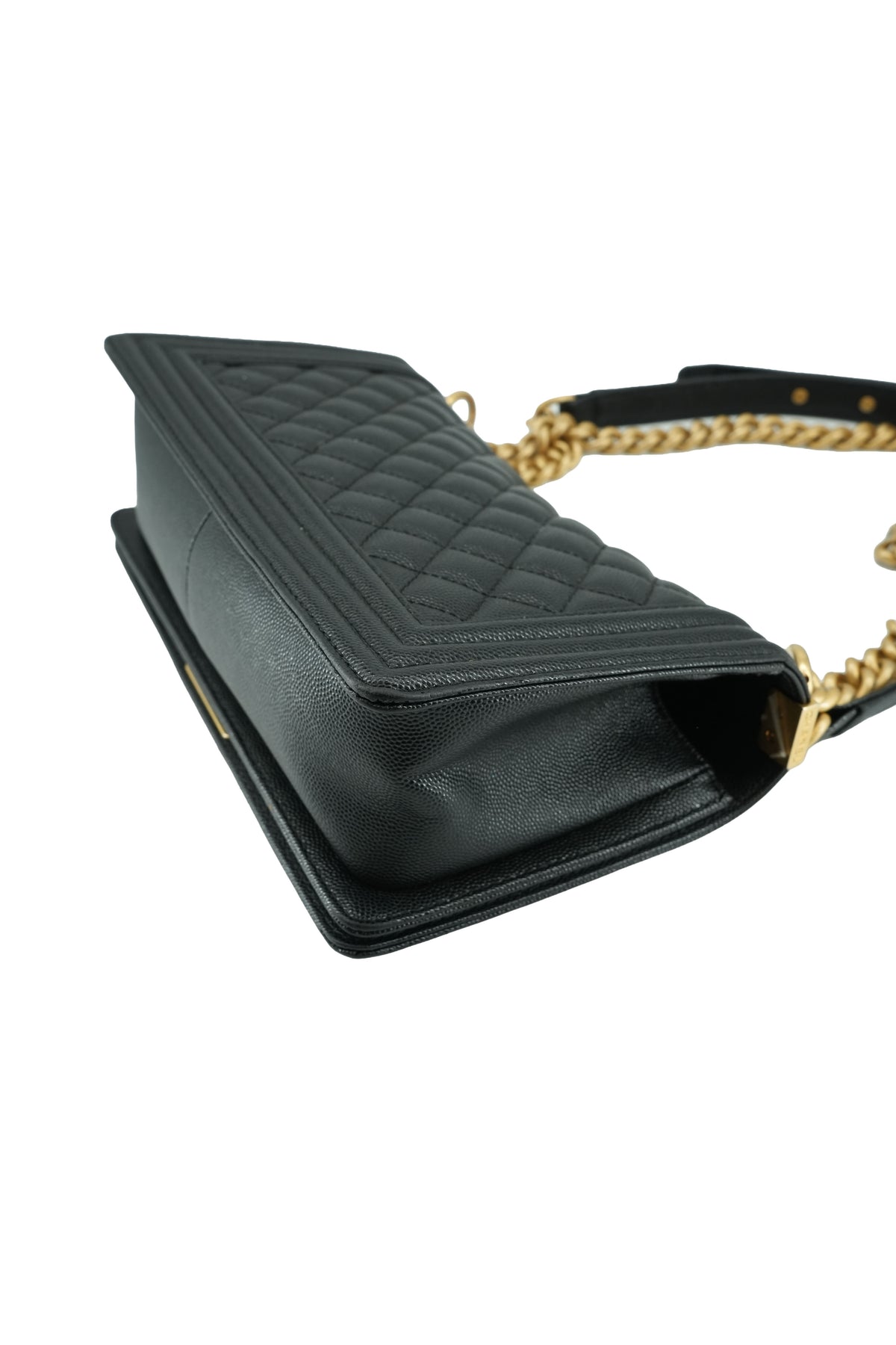 Chanel black caviar Boy bag GPU8KPG9