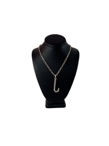 Uno de 50 large J initial with chain necklace