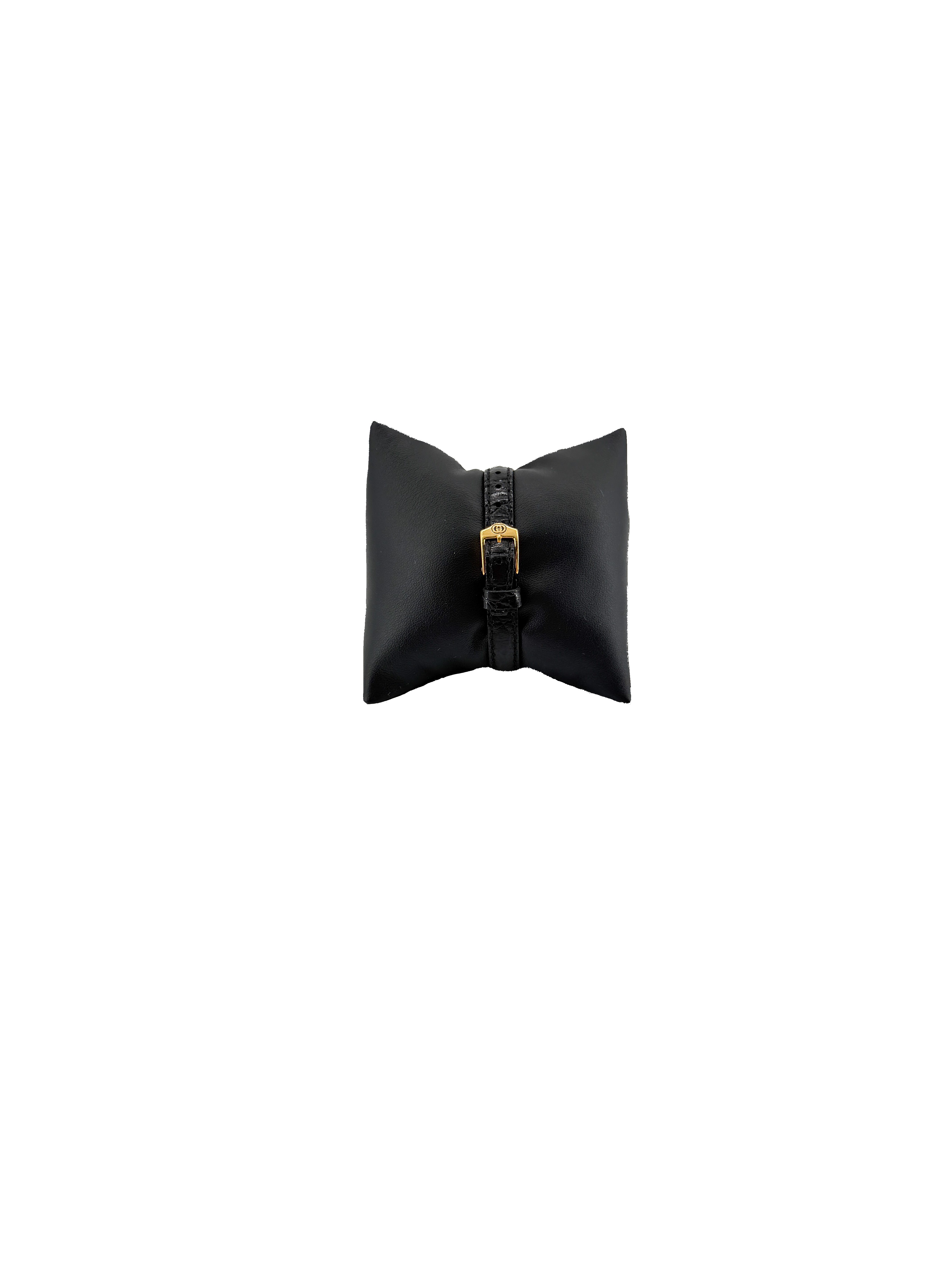 Gucci black/gold embossed leather vintage watch 2000L