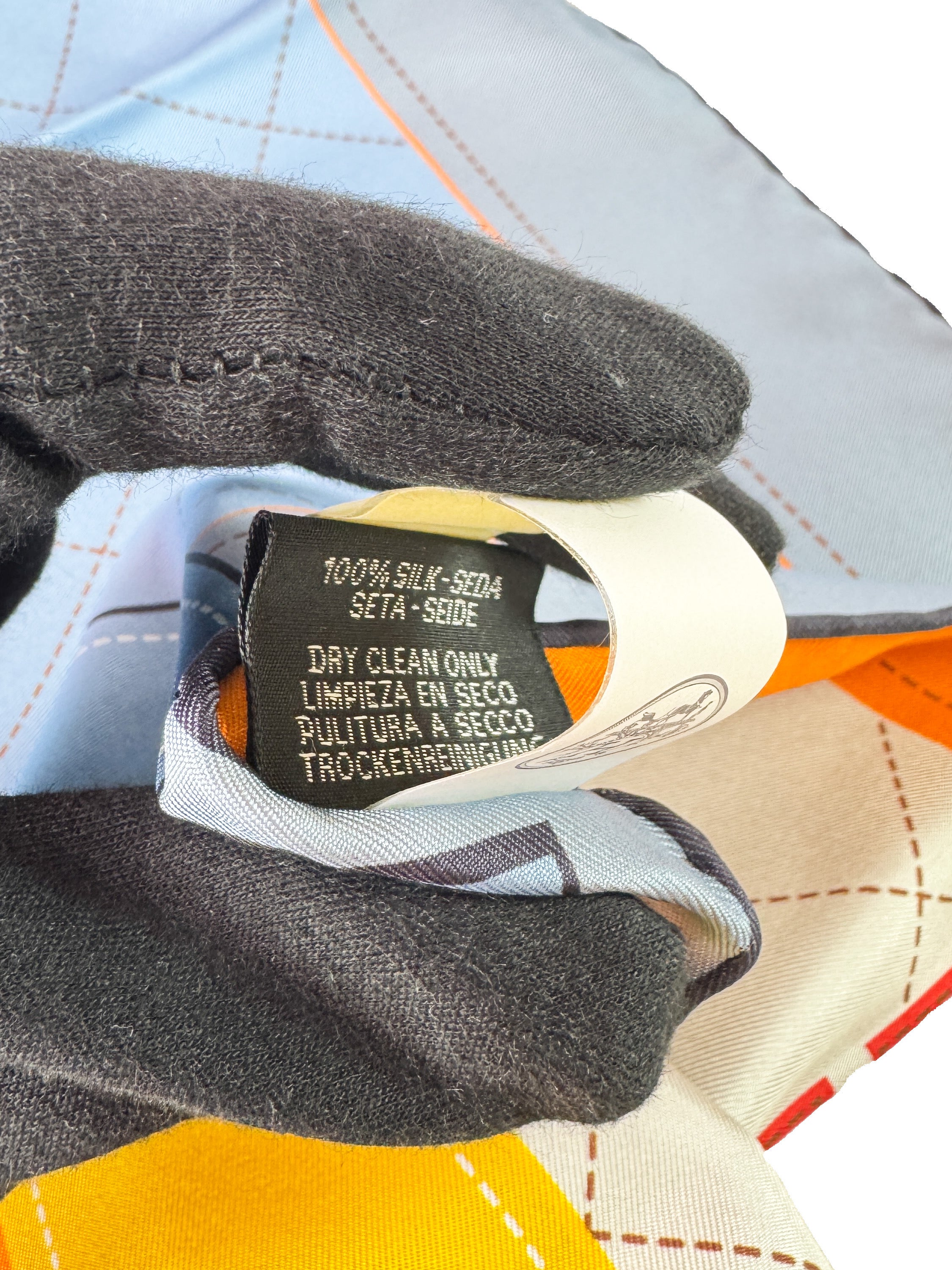 Hermès tapis de selle silk scarf NWT