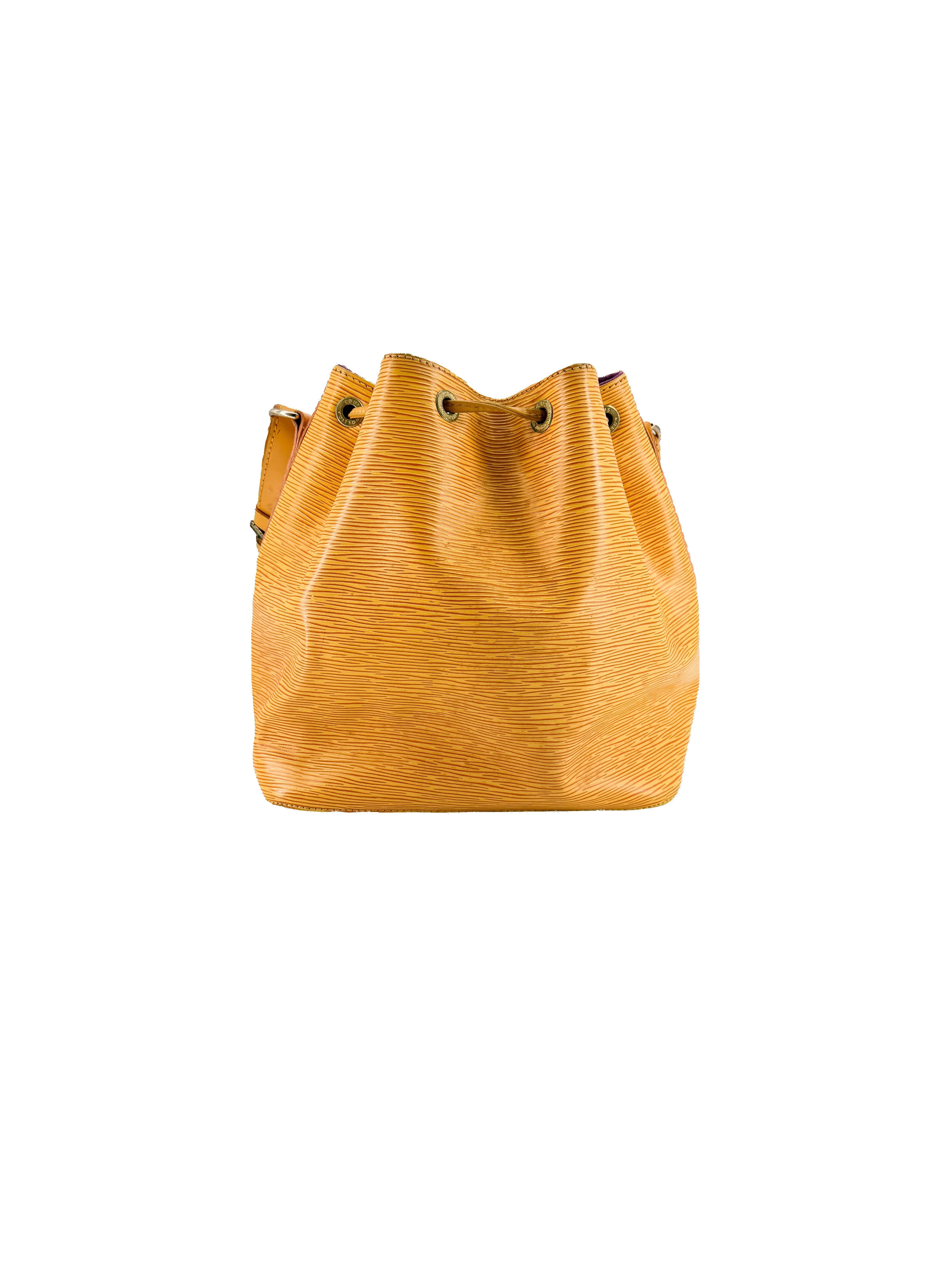 Louis Vuitton yellow epi leather Noe AR0965
