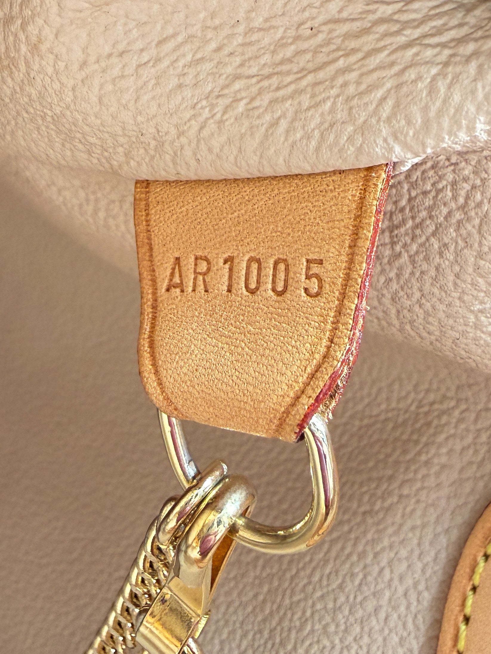 Louis Vuitton monogram bucket GM AR1005