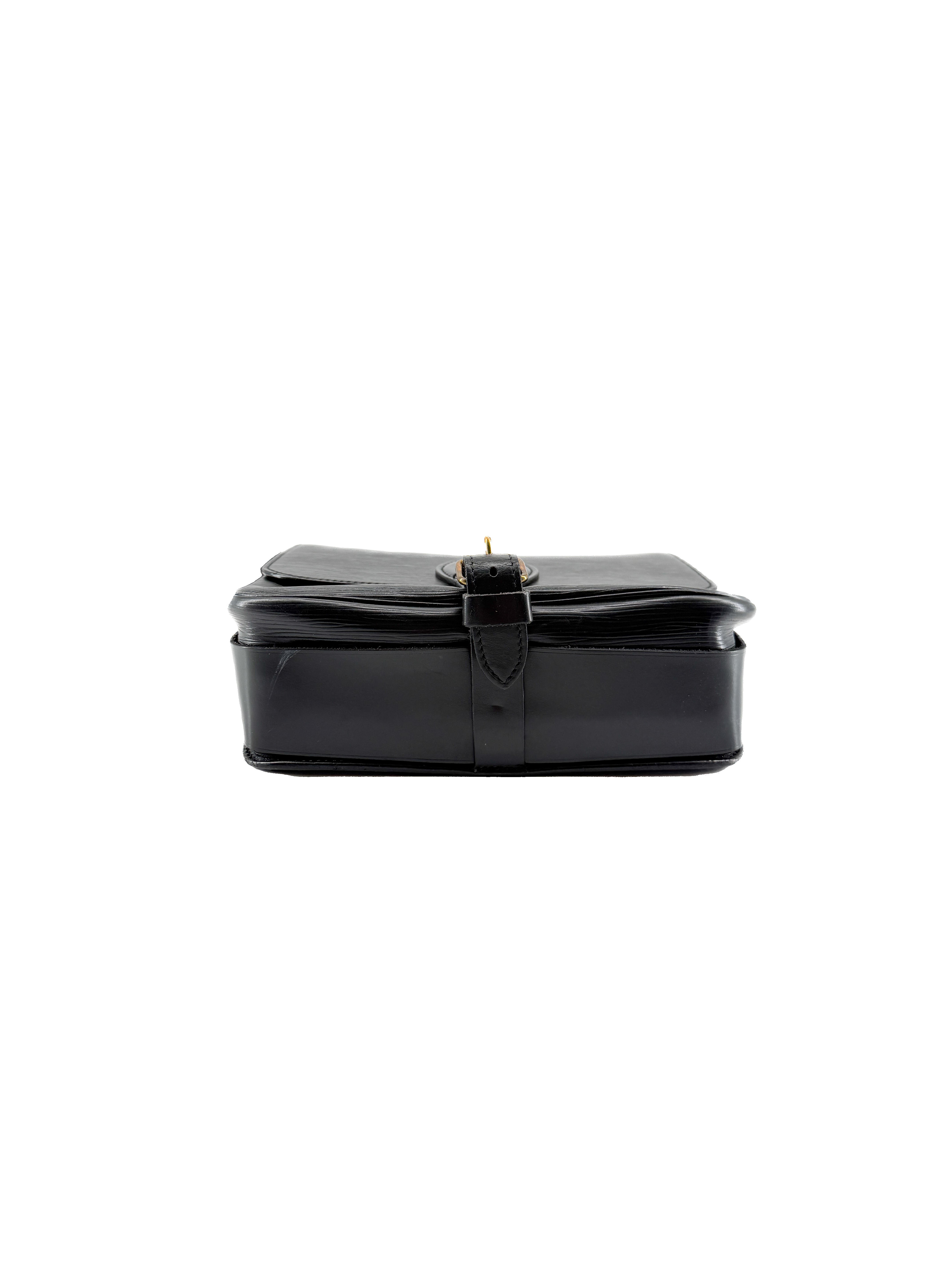 Louis Vuitton black epi Cartouchiere MM MI8901