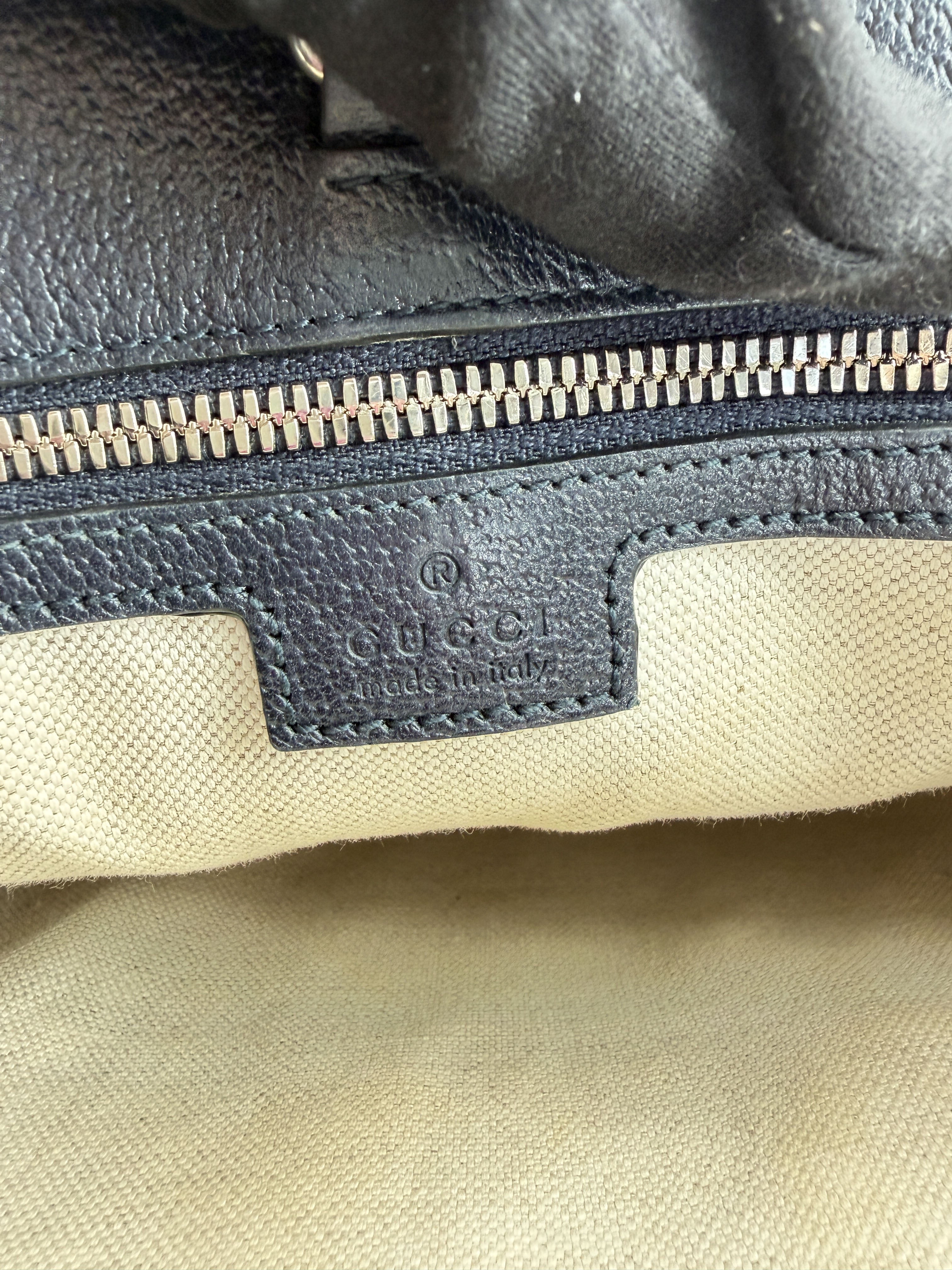 Gucci navy interlocking G small tote 659983 520981