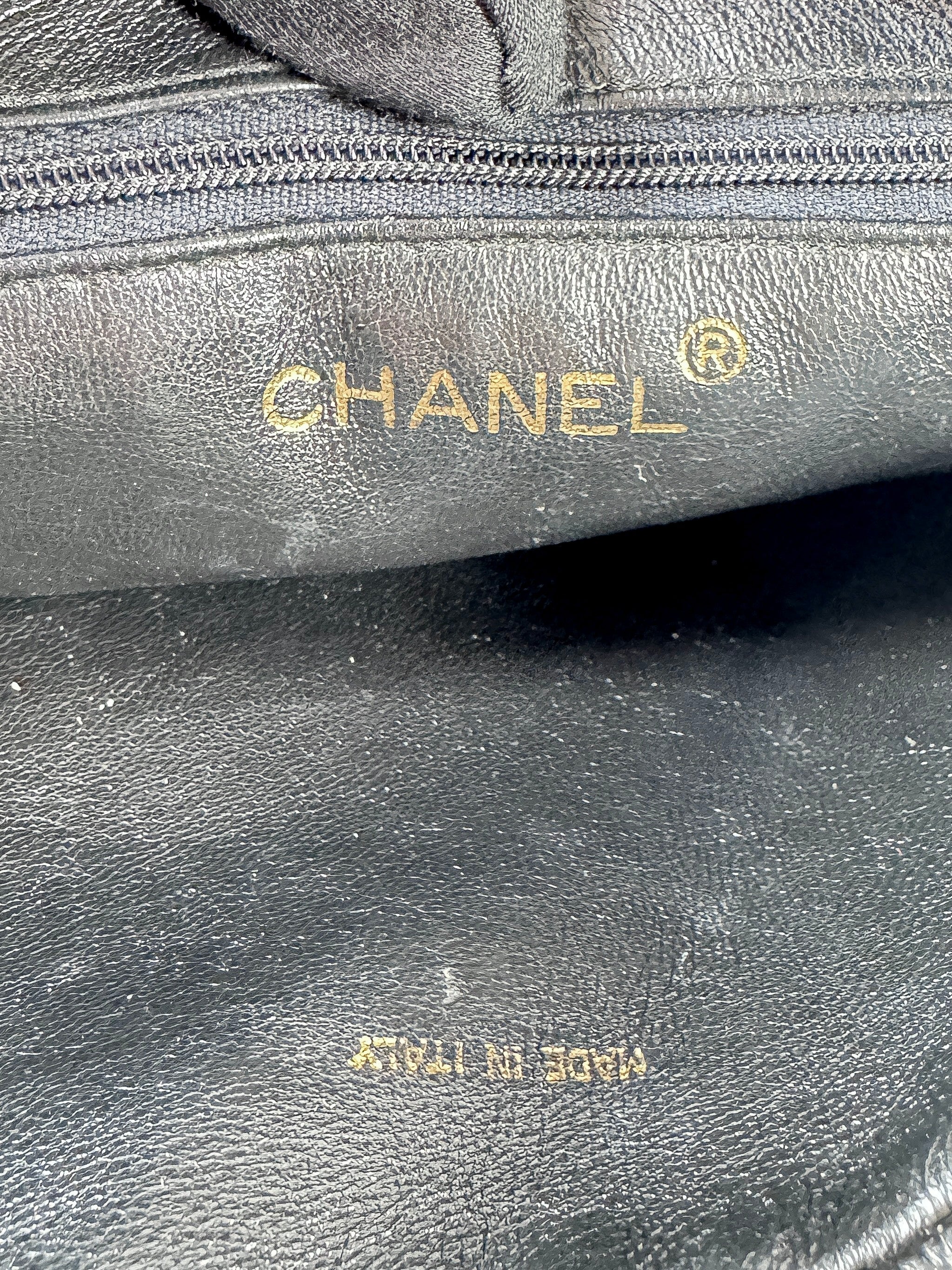 Chanel black leather chevon CC camera crossbody 1989746