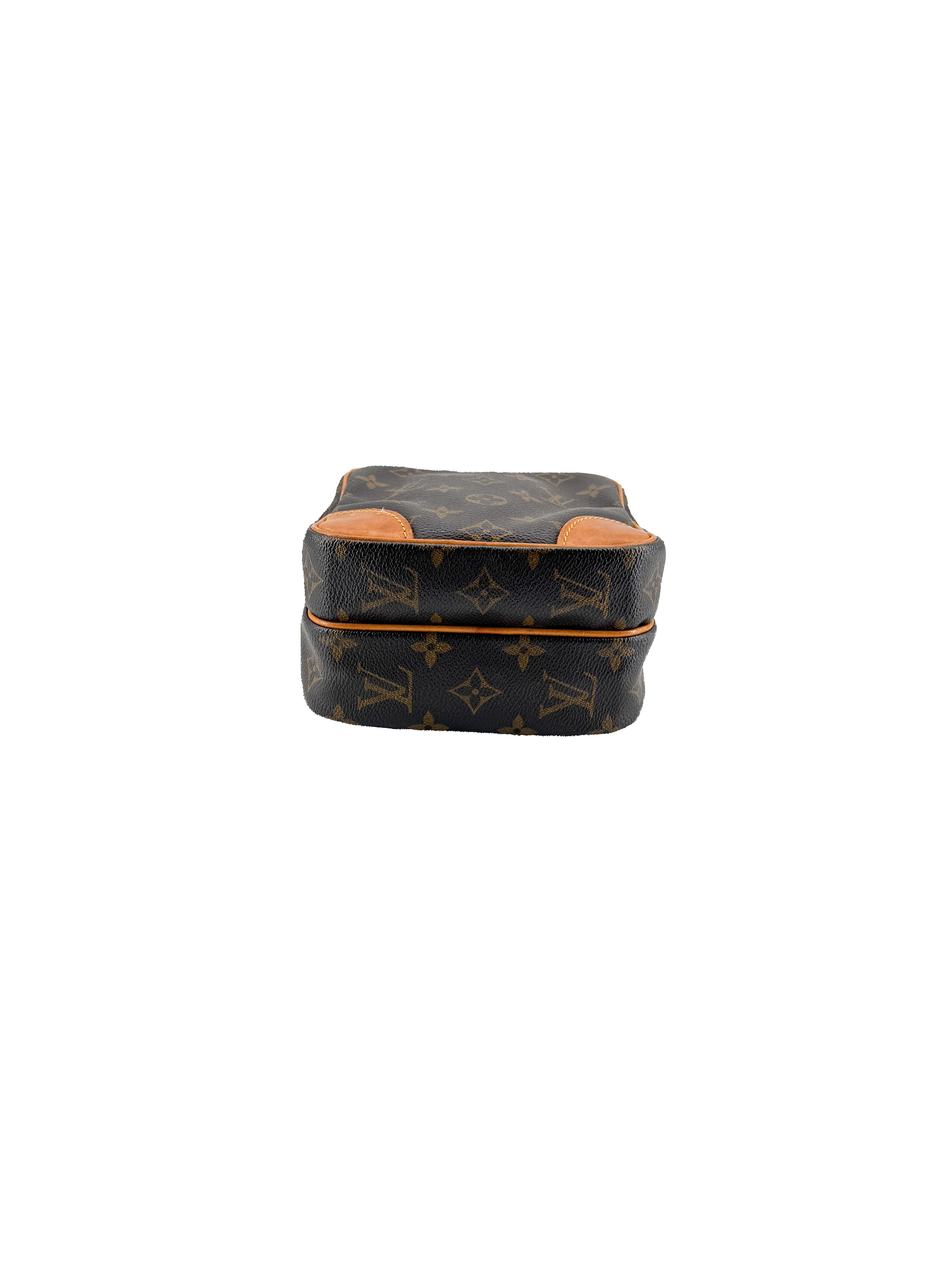 Louis Vuitton monogram Amazon AR0020
