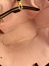 Louis Vuitton damier ebene neverfull MM light pink interior