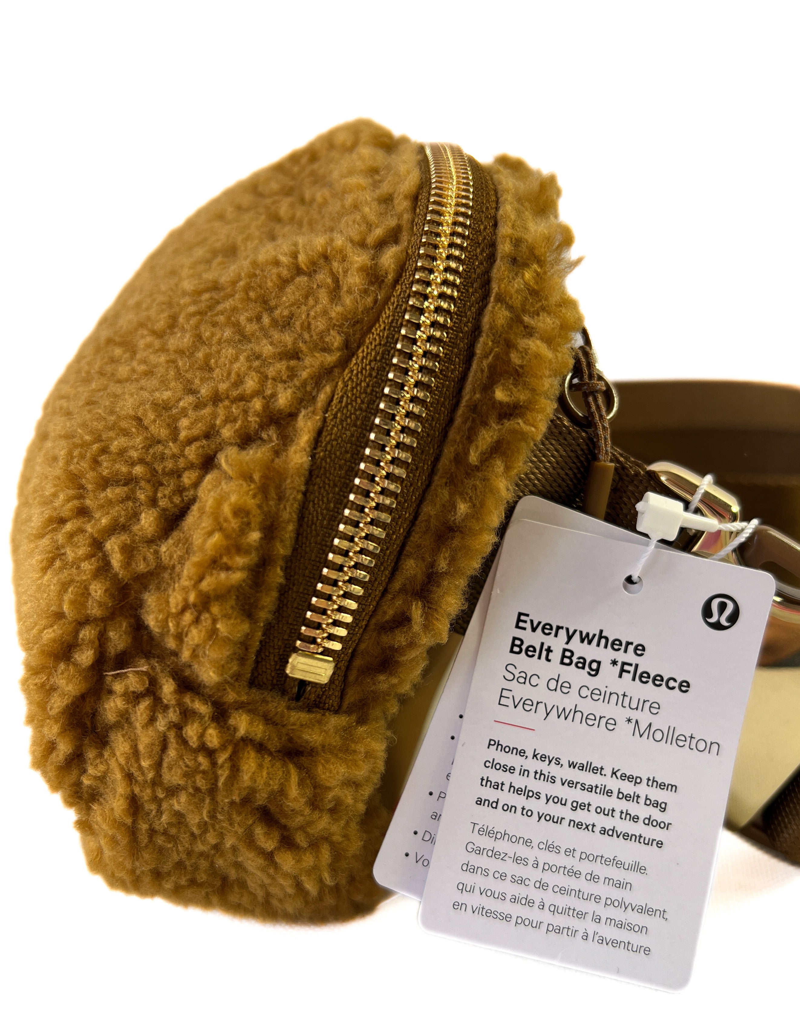 Lululemon everywhere belt bag in camel fleece NWT