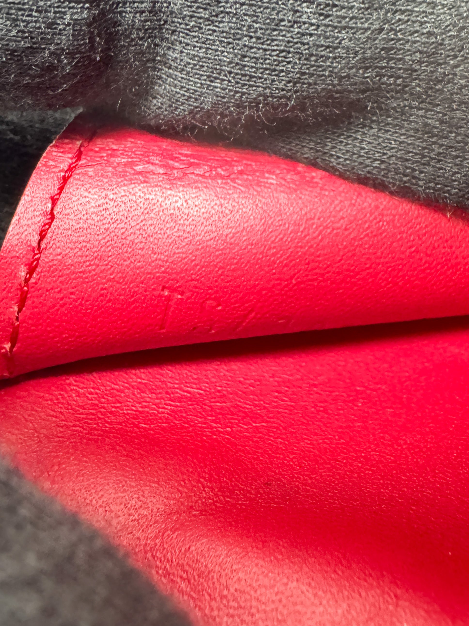 Louis Vuitton patent sweet monogram coeur heart coin purse TS4183